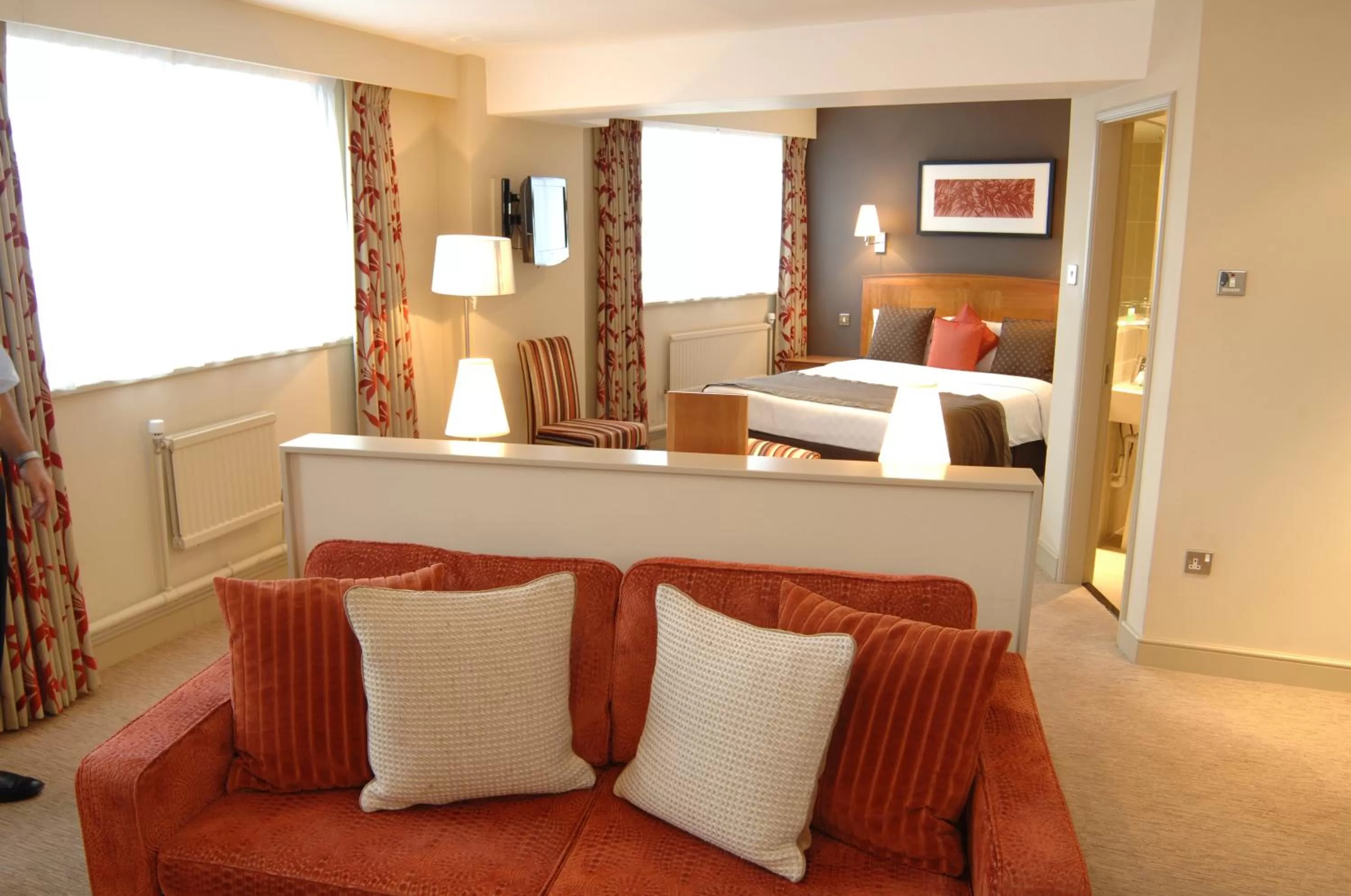 Photo of the whole room in Birmingham Strathallan Hotel, BW Signature Collection