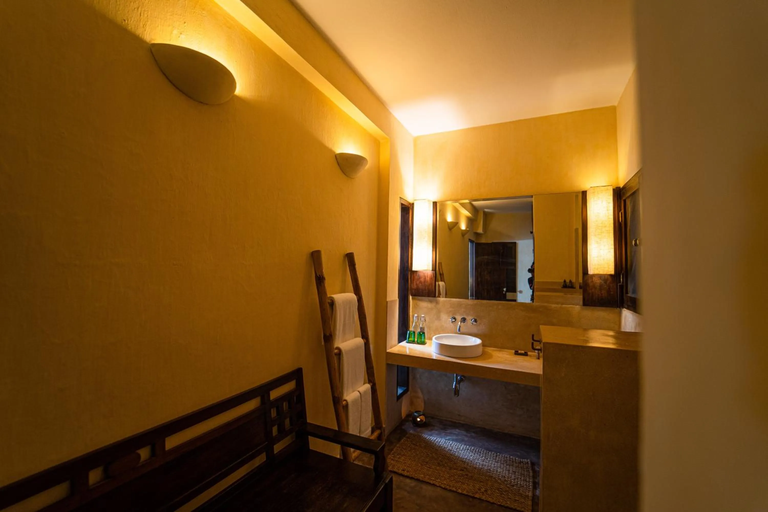 hair dresser in Knai Bang Chatt Resort