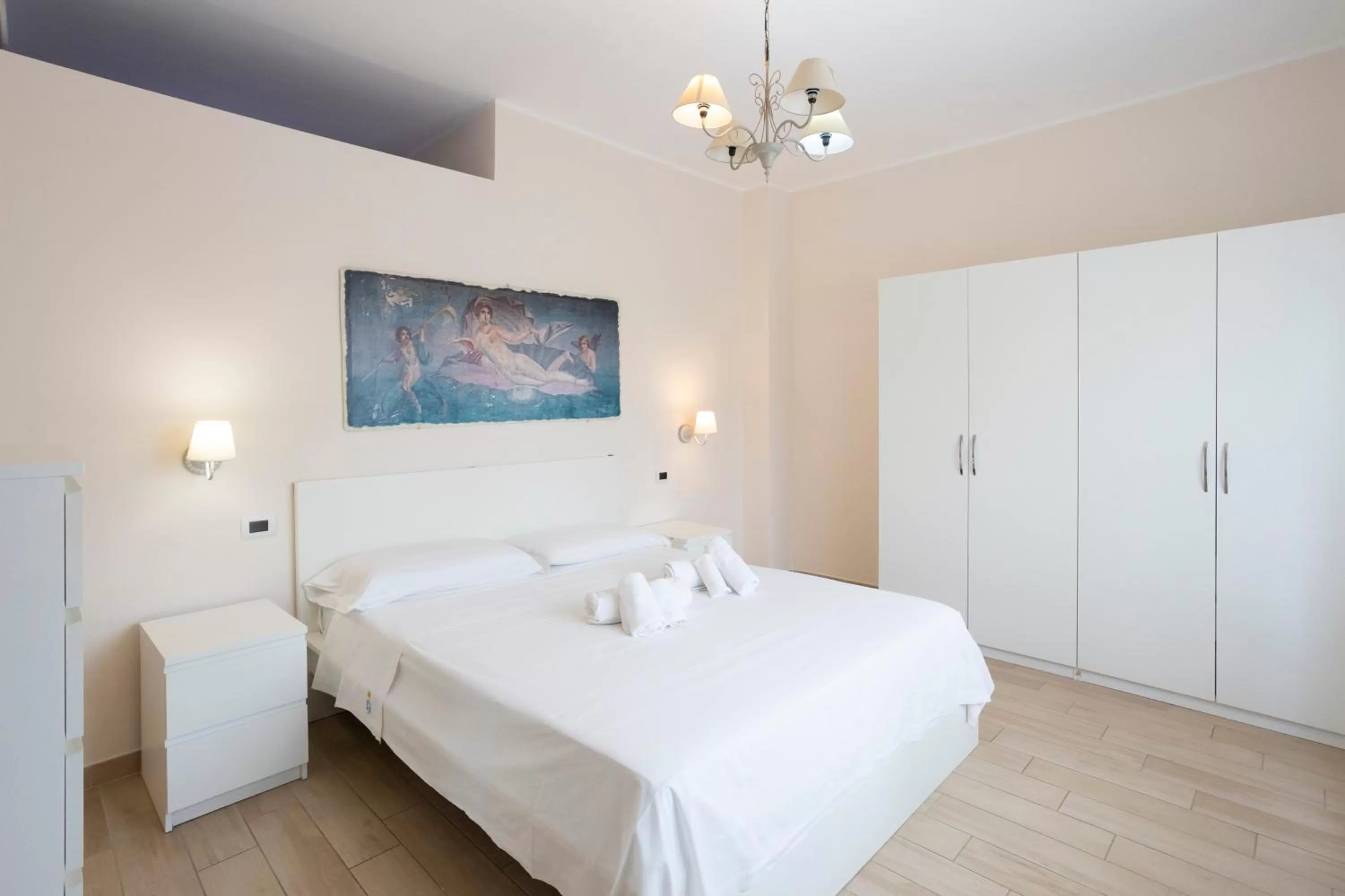 Photo of the whole room, Bed in Residence O'Sole Mio Pompei