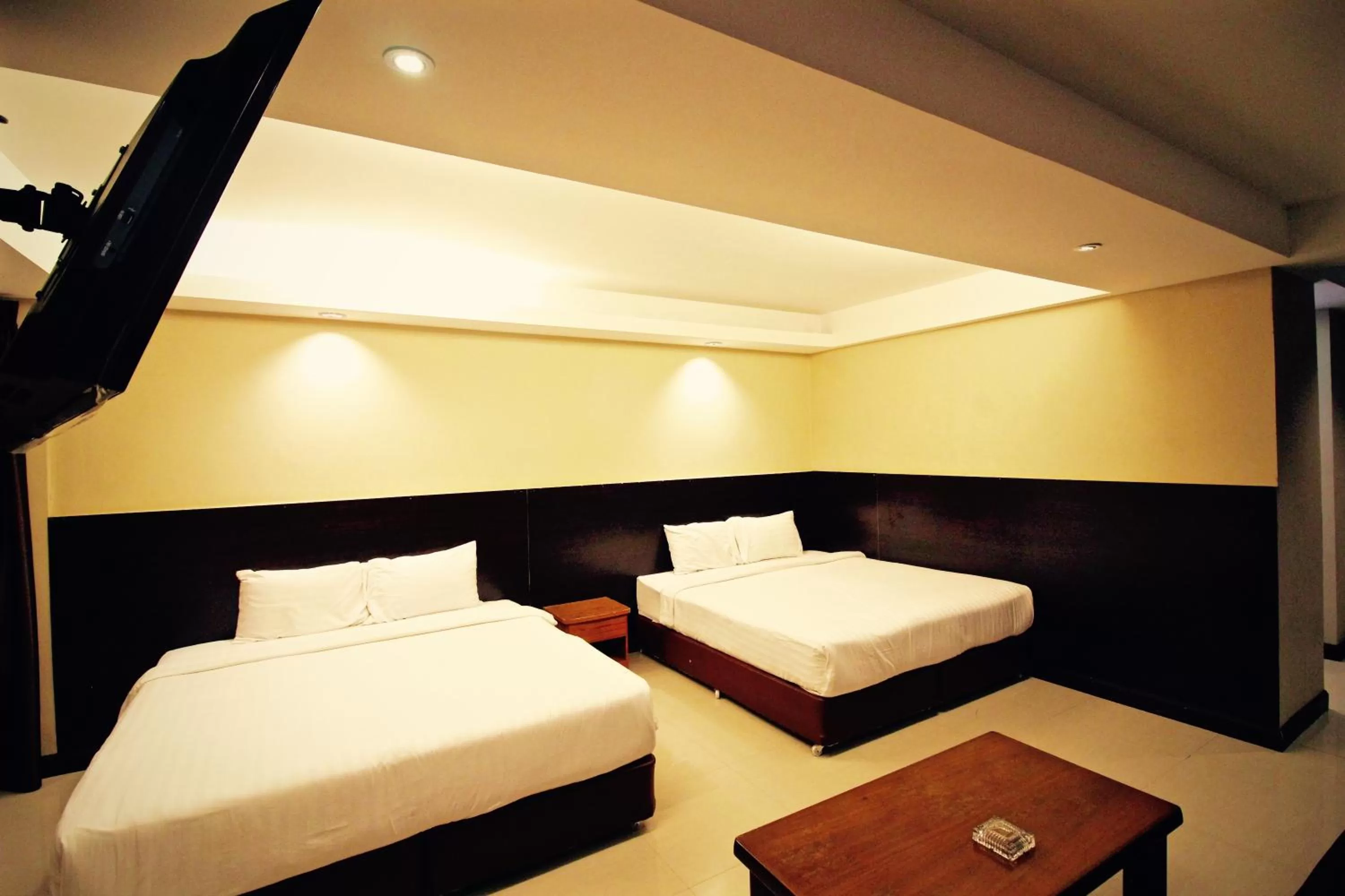 Bed in KKinn South Pattaya