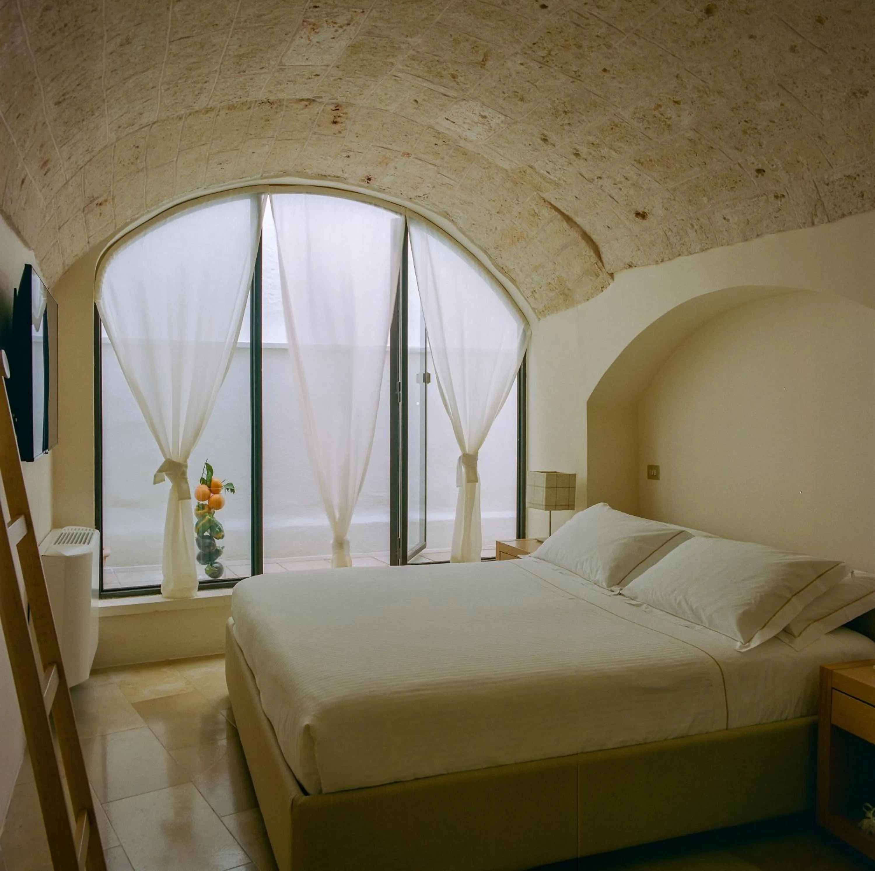 Bedroom, Bed in La Sommità Relais & Chateaux