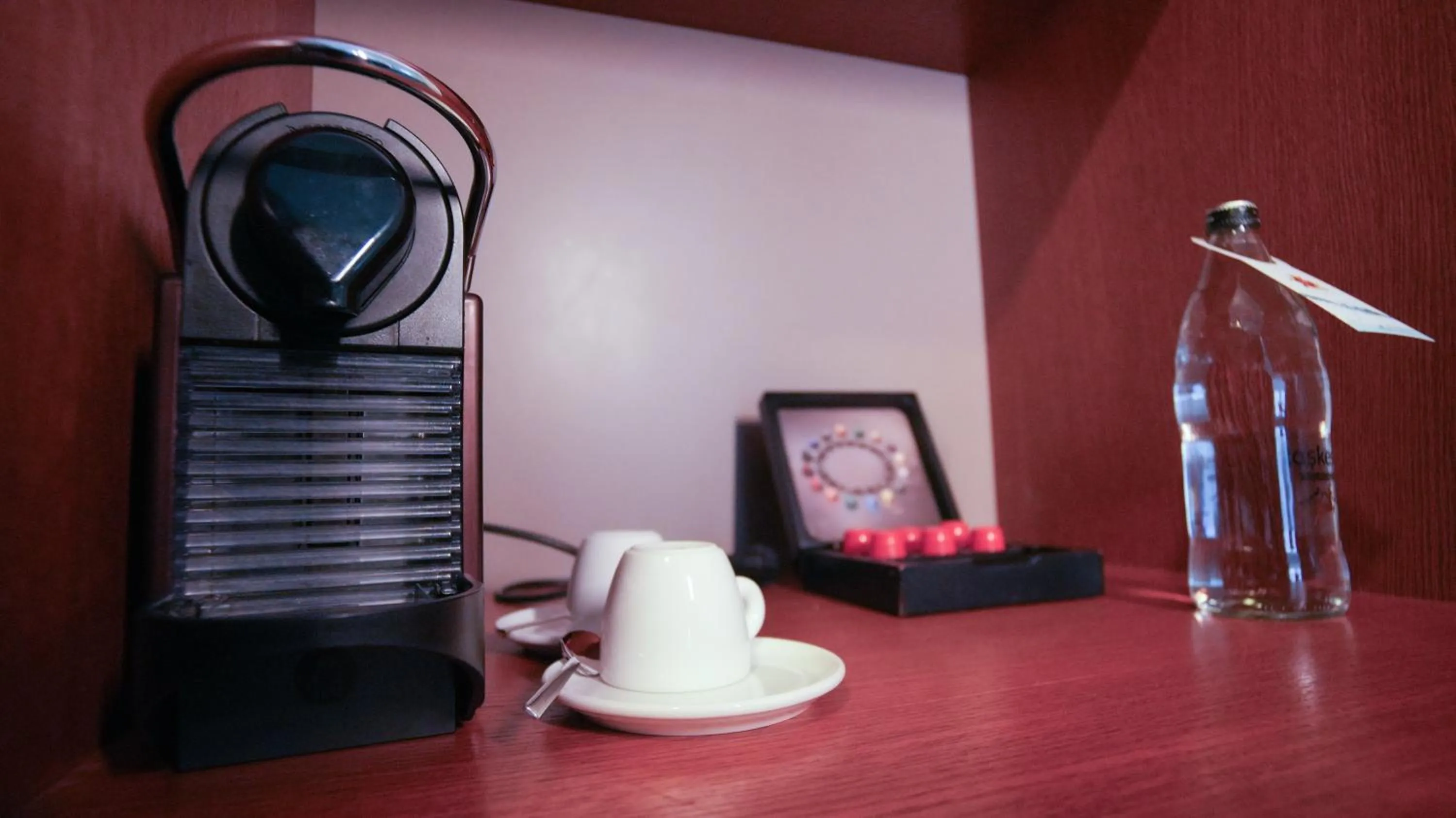 Coffee/tea facilities in Dosso Dossi Hotels Old City