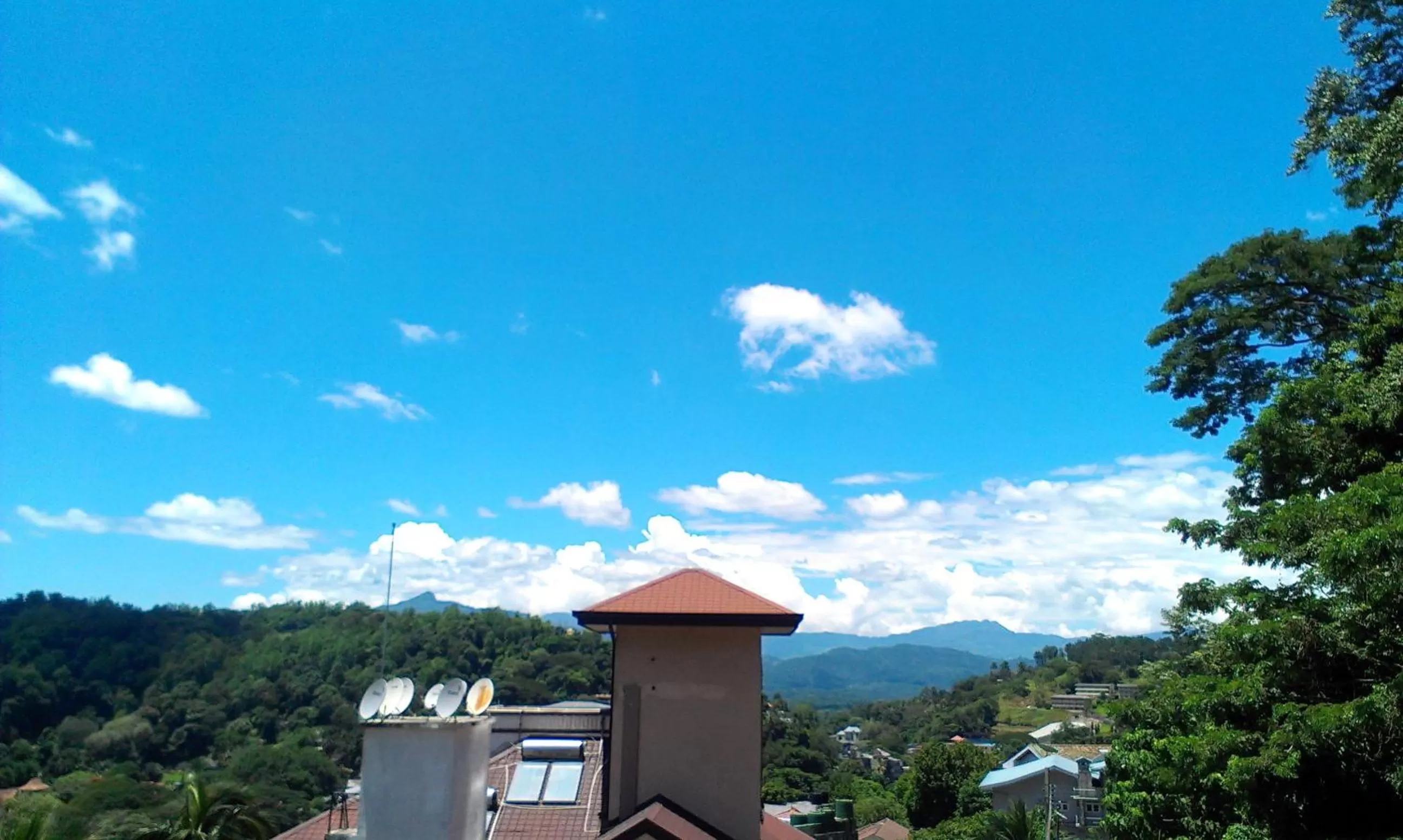 Mountain view in Eagle's Residence