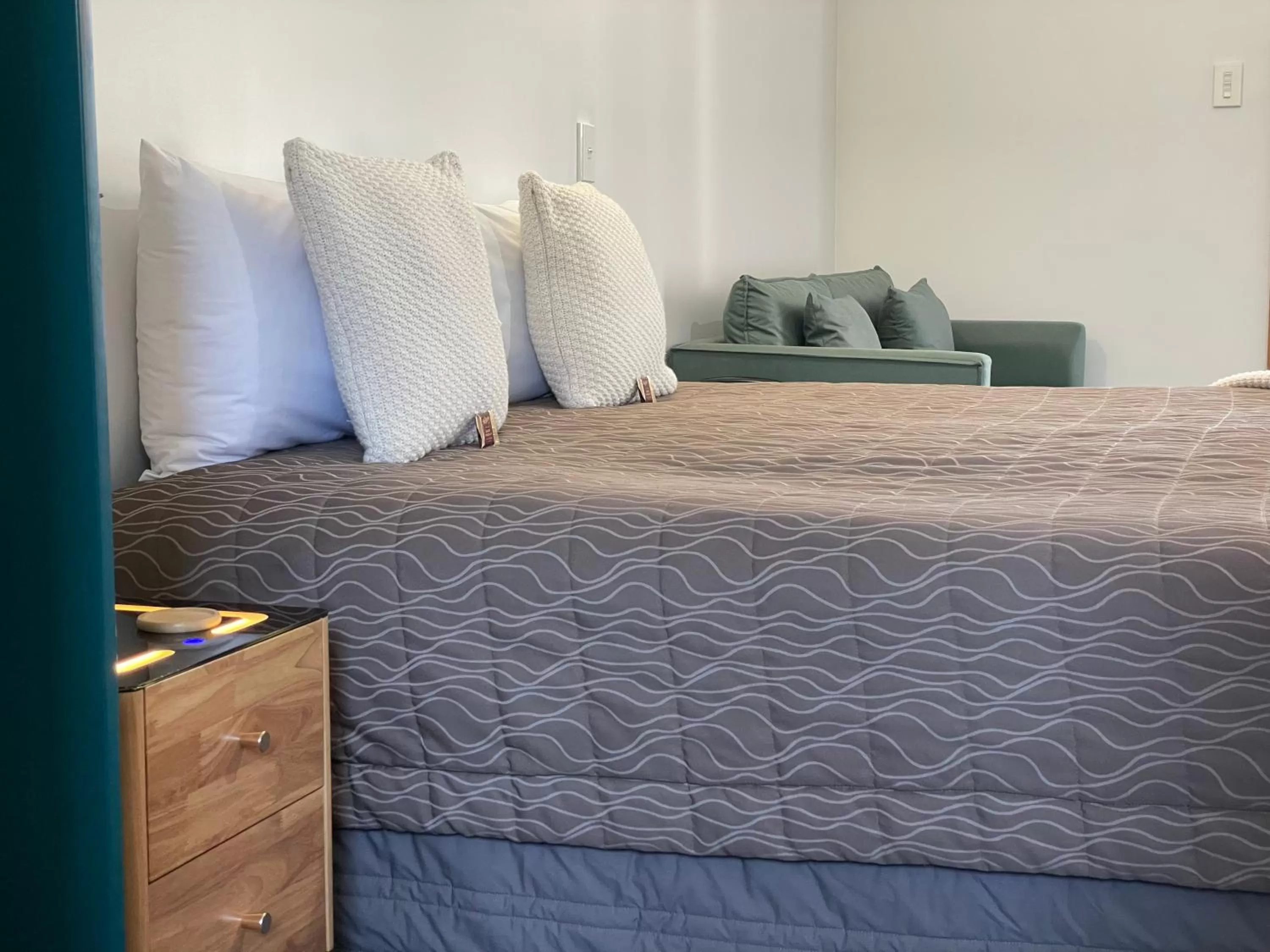 Studio with Spa Bath in ASURE Ambassador Motor Lodge