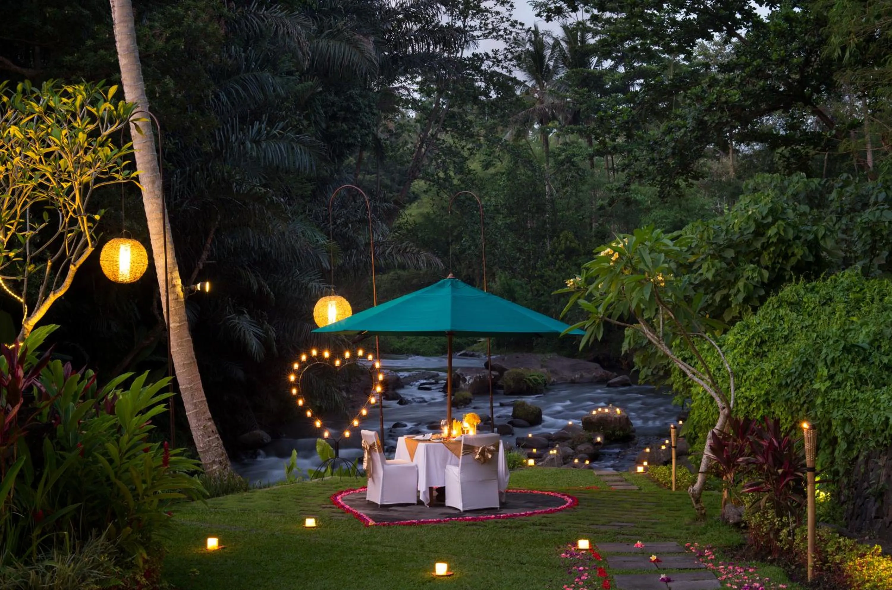 Restaurant/places to eat in The Samaya Ubud