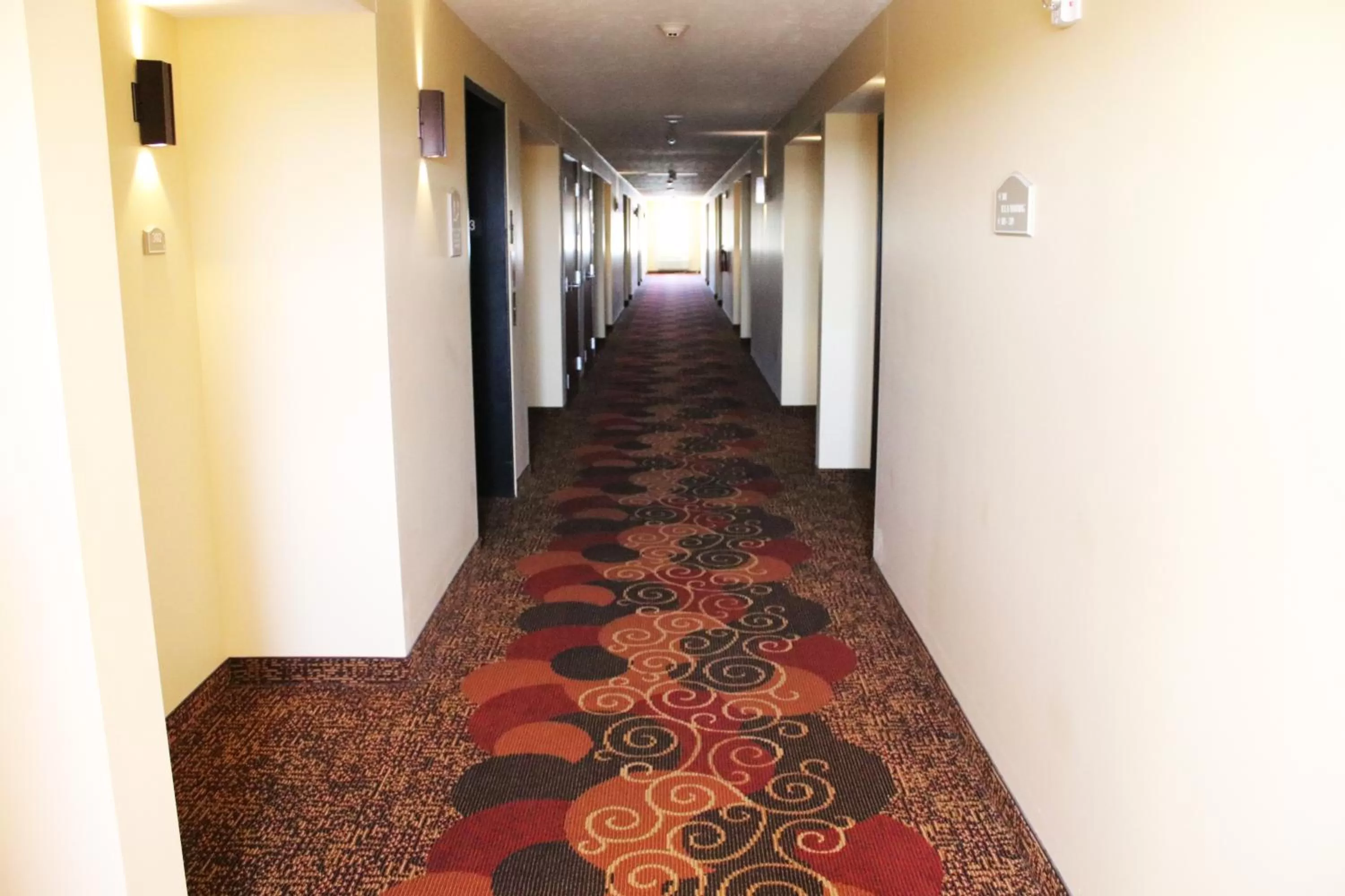 Property building in The Edgewood Hotel and Suites