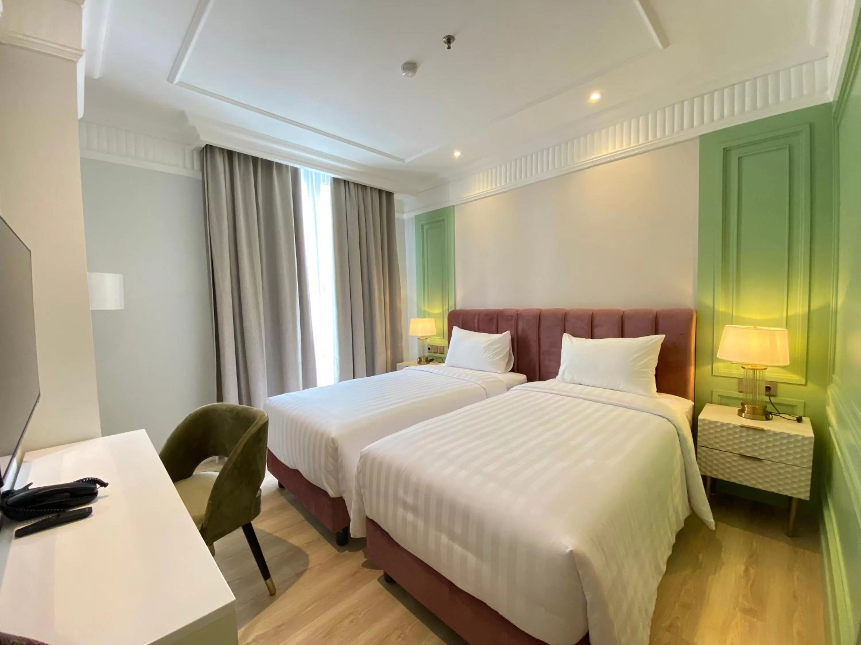 Bed in Maia Hotel Jakarta