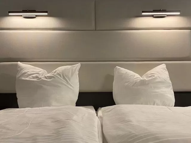 Bed in Hotel Continental