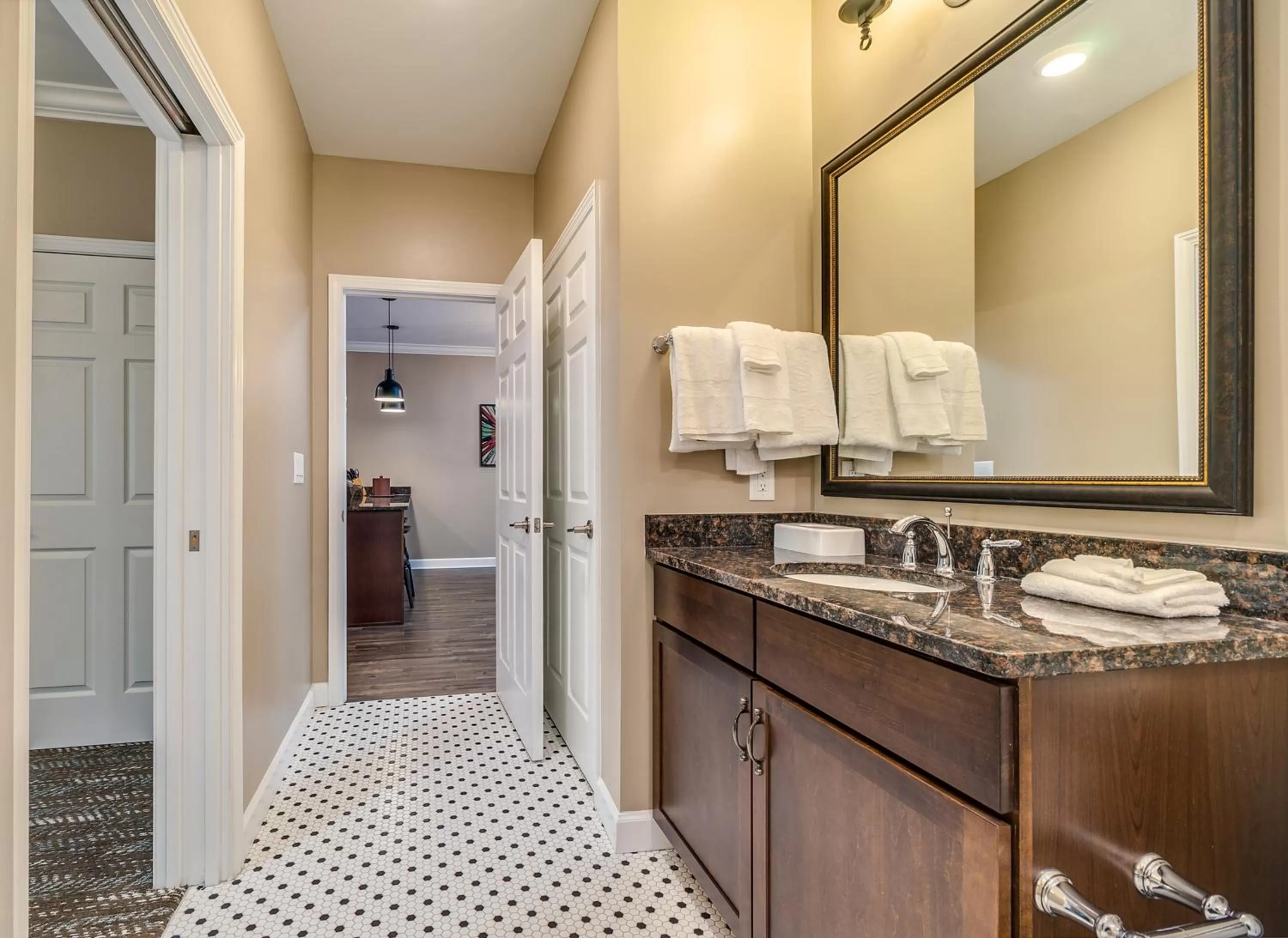 Bathroom in Holiday Inn Club Vacations Williamsburg Resort