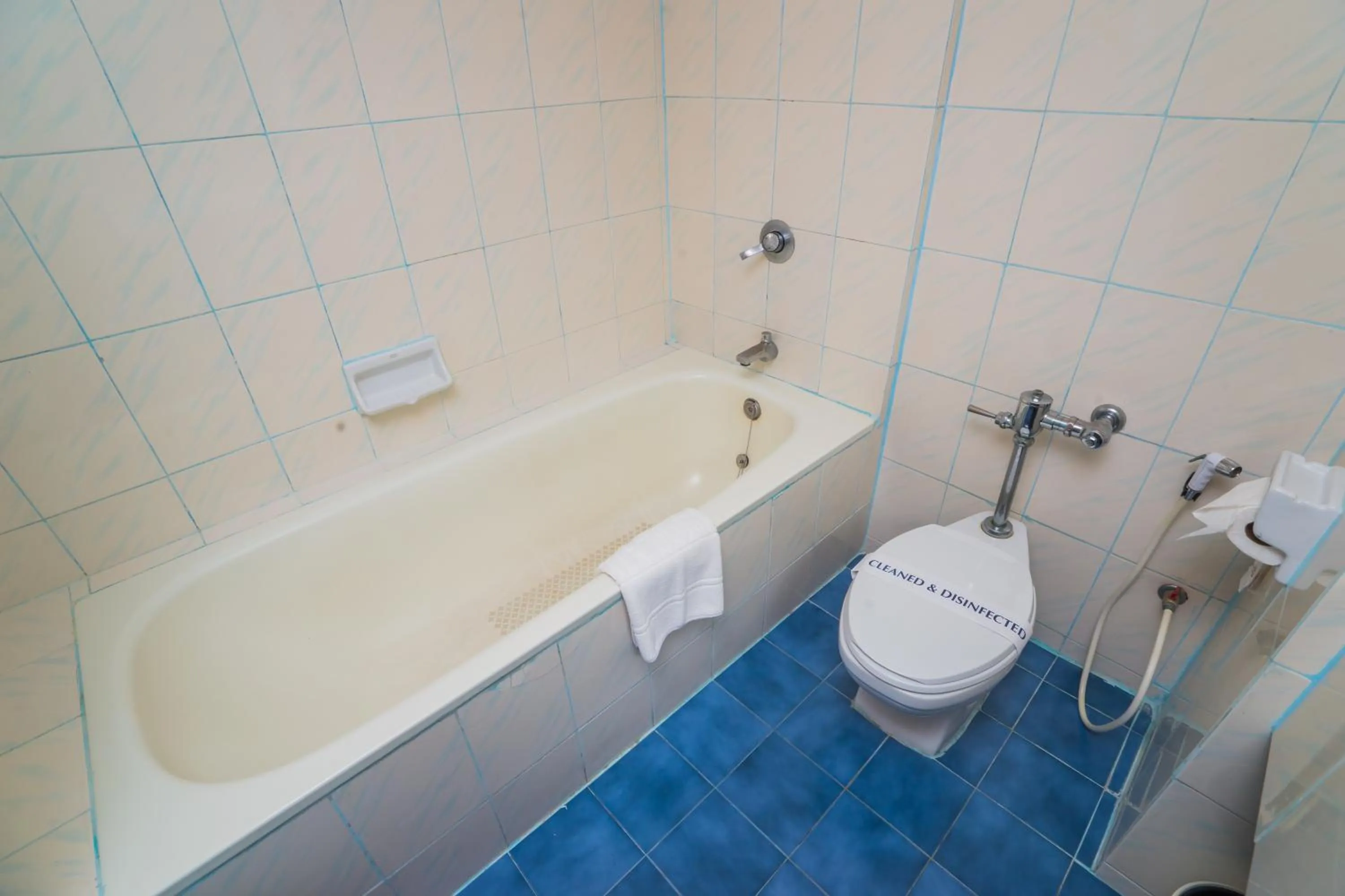 Bathroom in Elizabeth Hotel