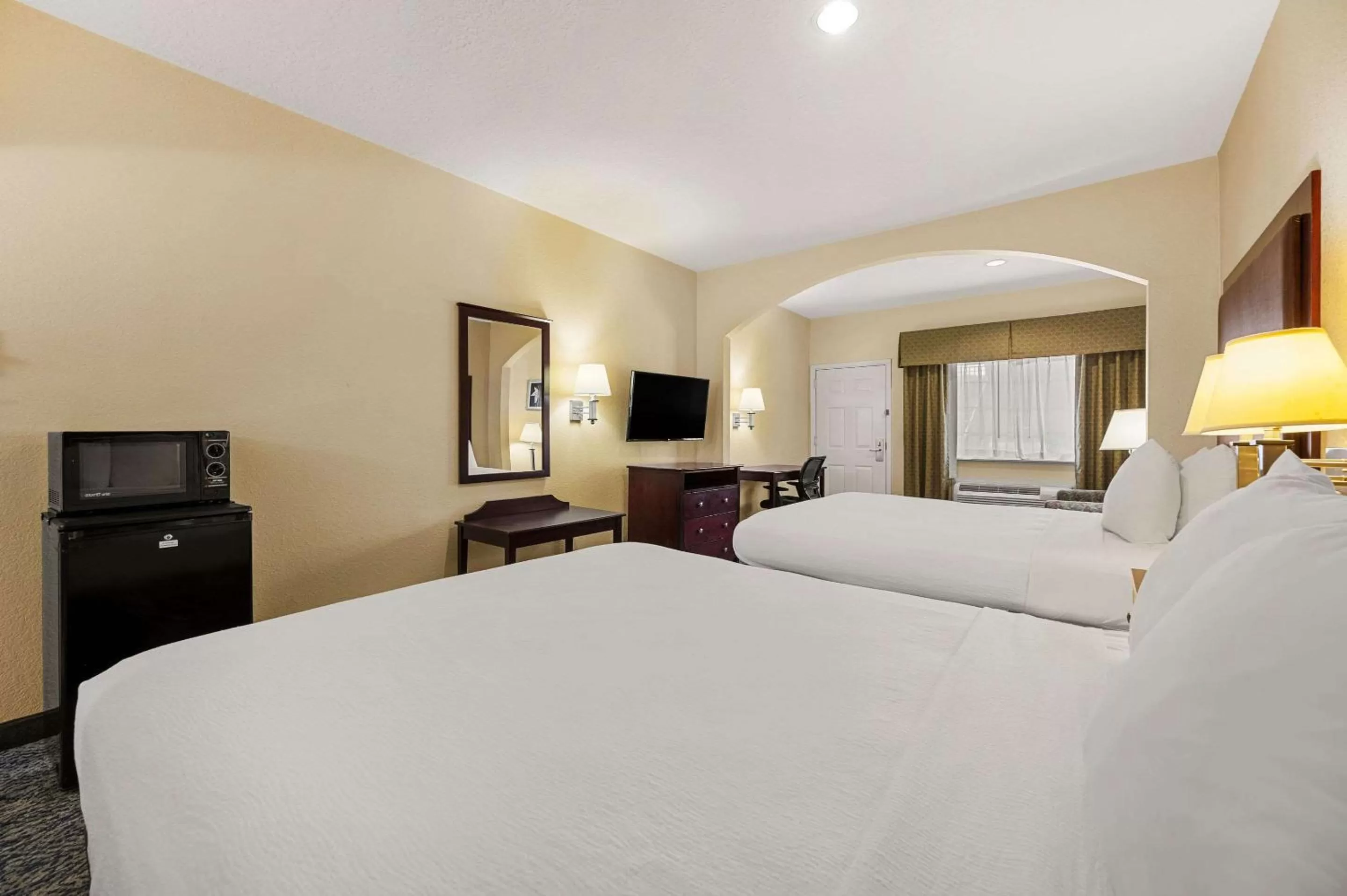 Bedroom, Bed in Quality Inn & Suites Houston Northwest - Cypress