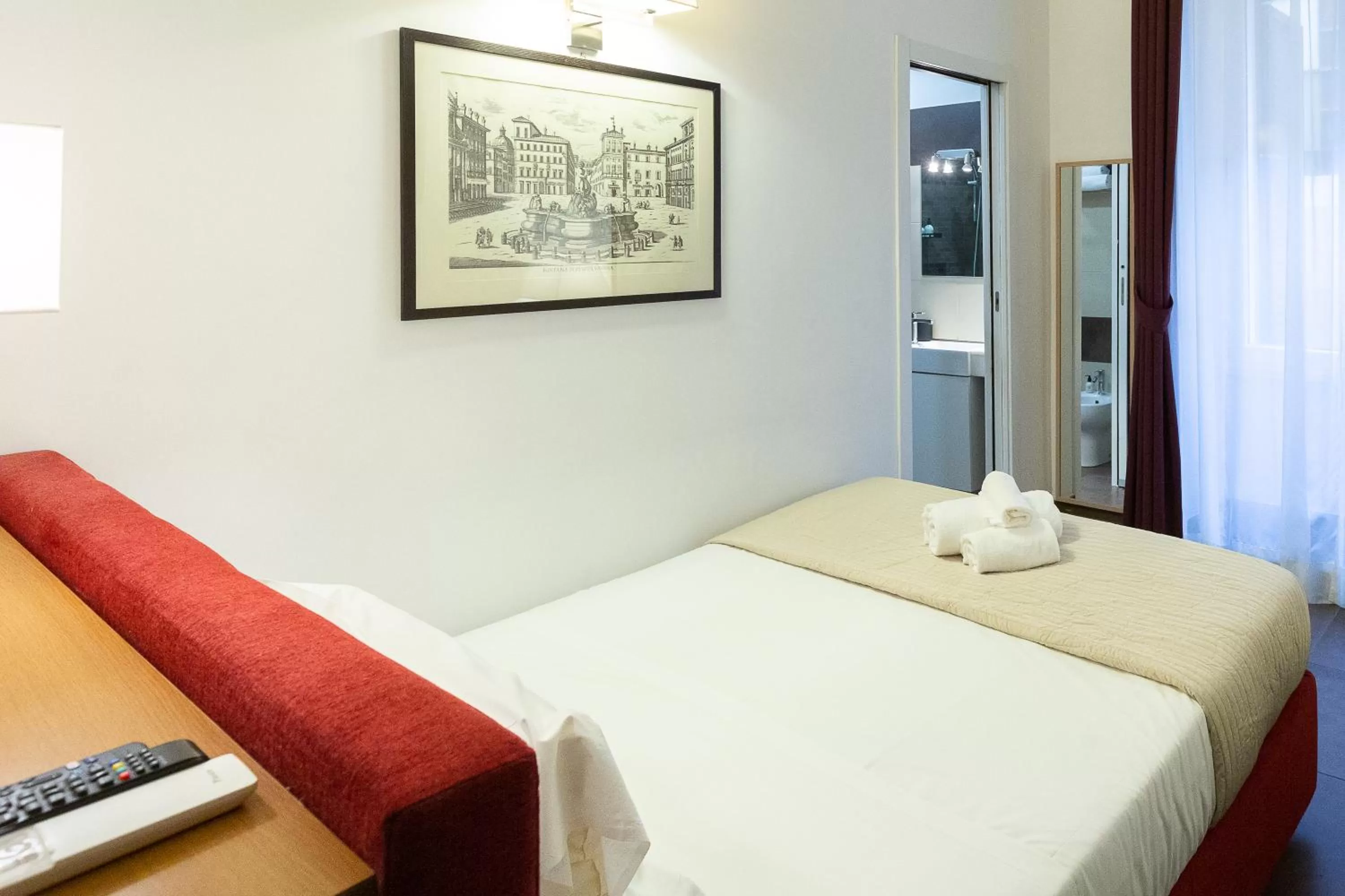 Bedroom, Bed in SuitInn19