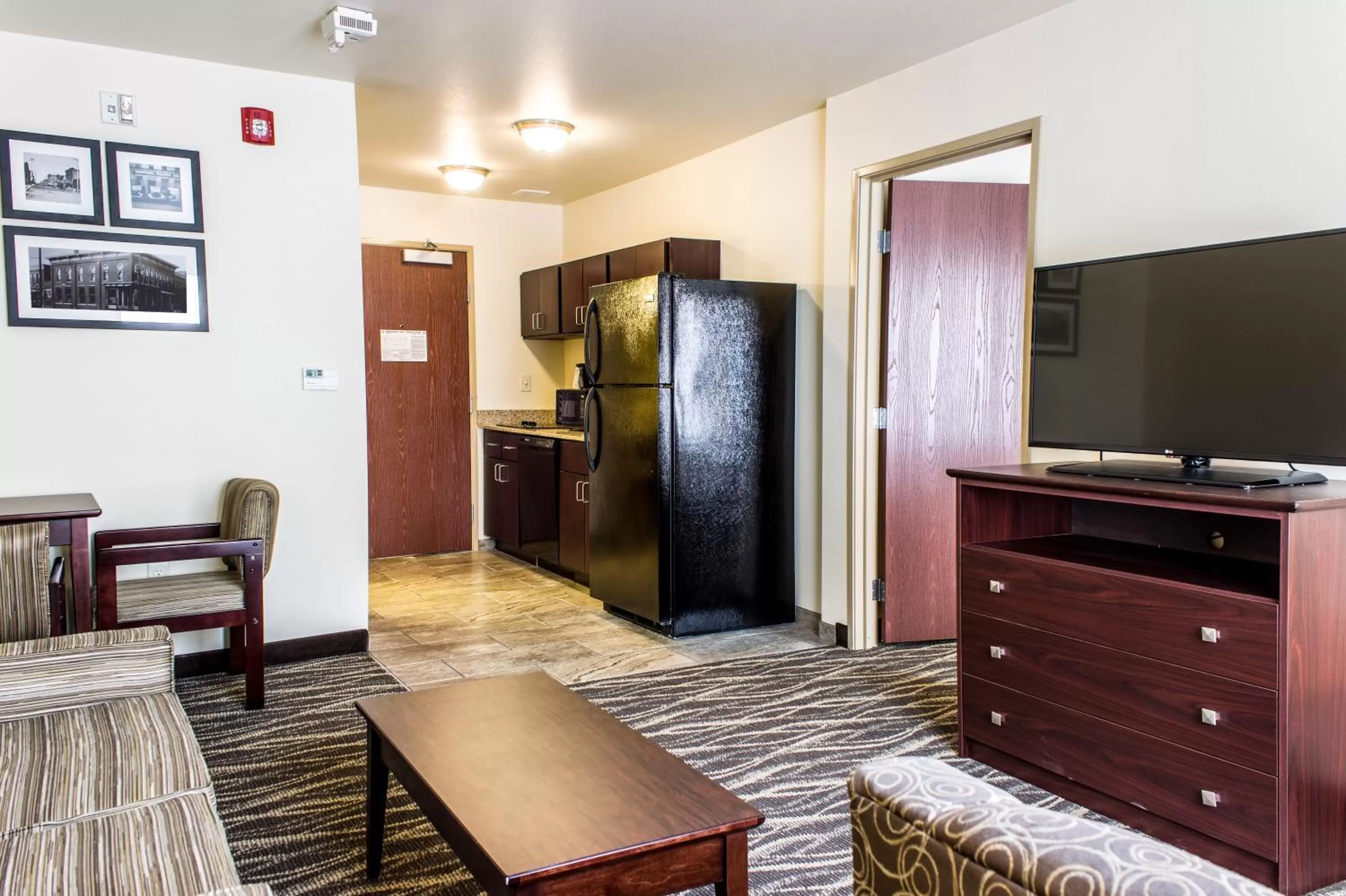 One-Bedroom Suite in Cobblestone Hotel & Suites - Chippewa Falls
