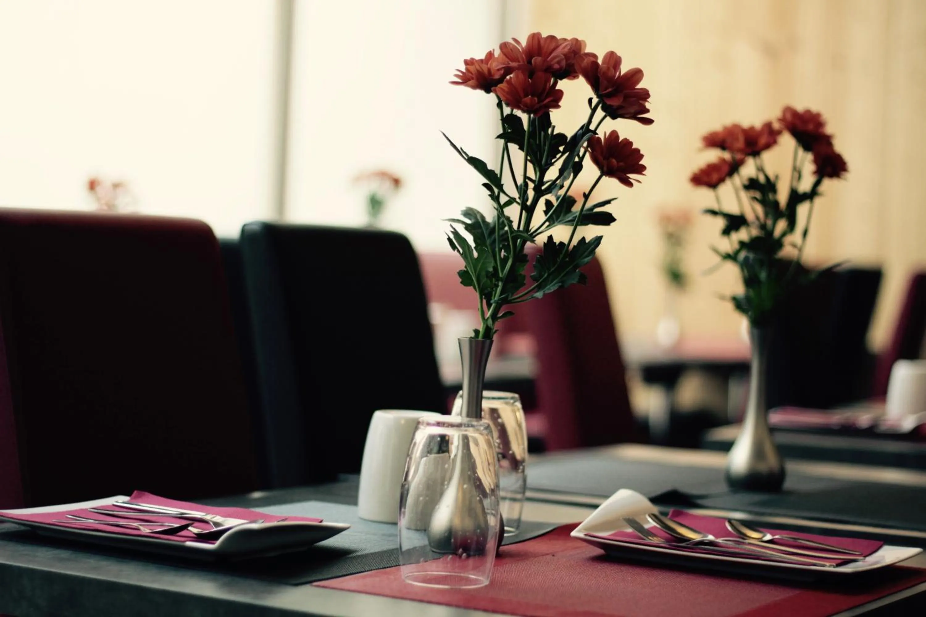 Restaurant/places to eat in Hôtel Brésil Opéra SPA