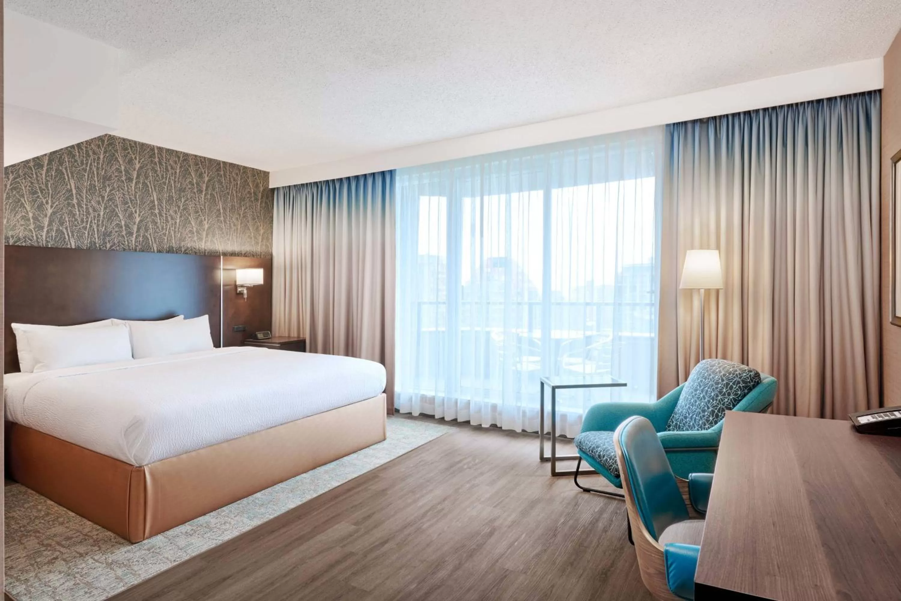 Photo of the whole room, Bed in Residence Inn by Marriott Vancouver Downtown