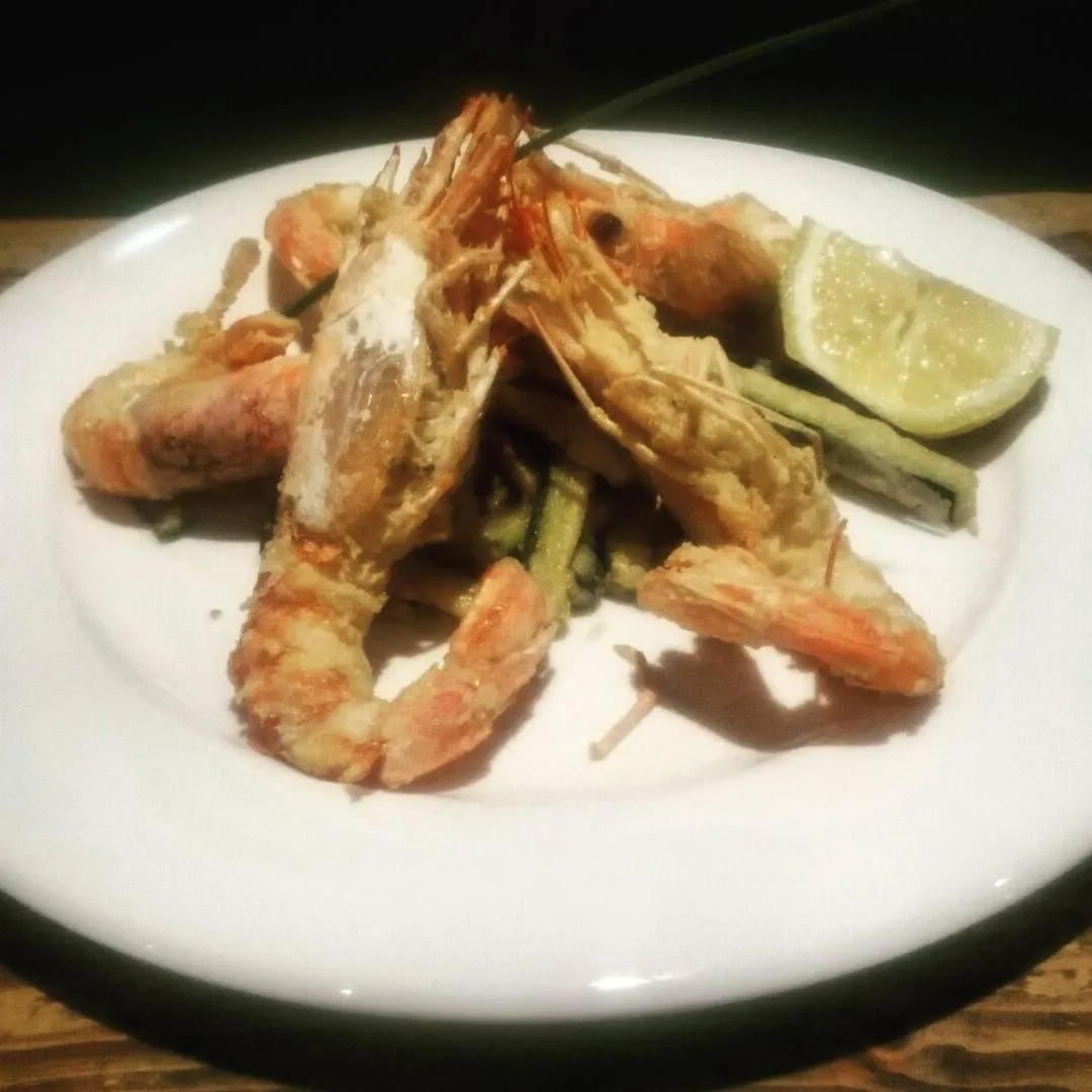 Restaurant/places to eat in Hotel Blue Ribbon