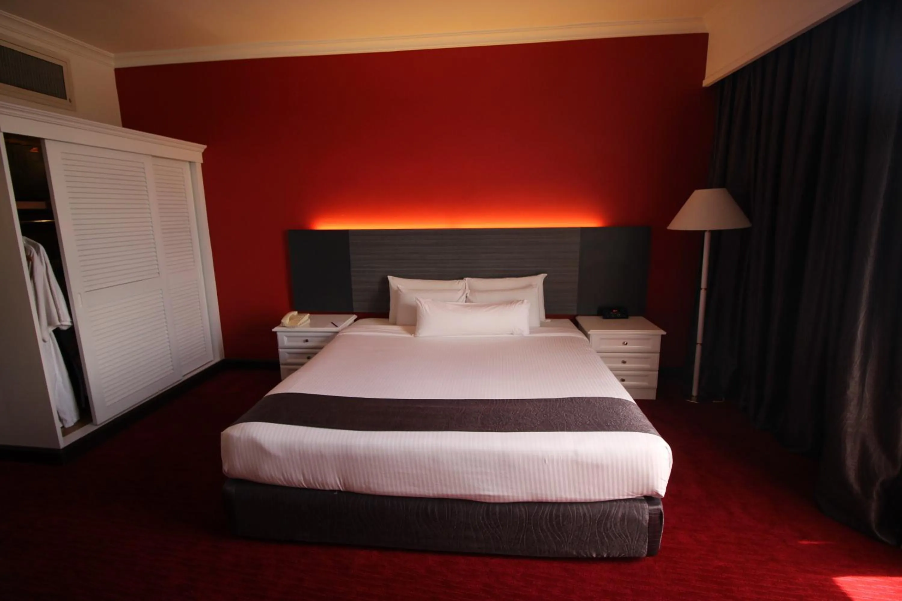 Premier Suite in Grand Riverview Hotel