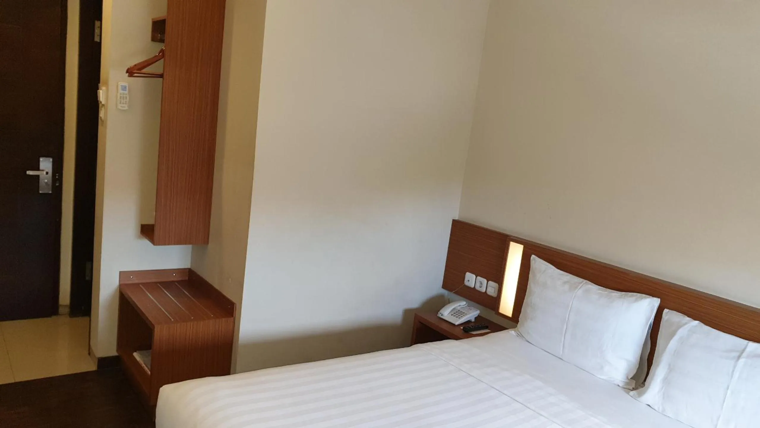 Bed in BIZ HOTEL City Center