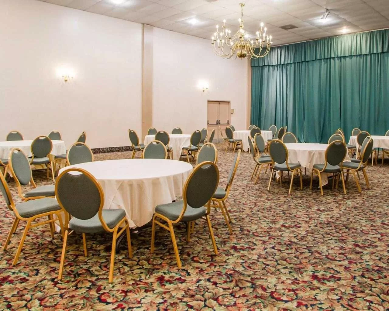 Banquet/Function facilities in Parkview Inn and Conference Center