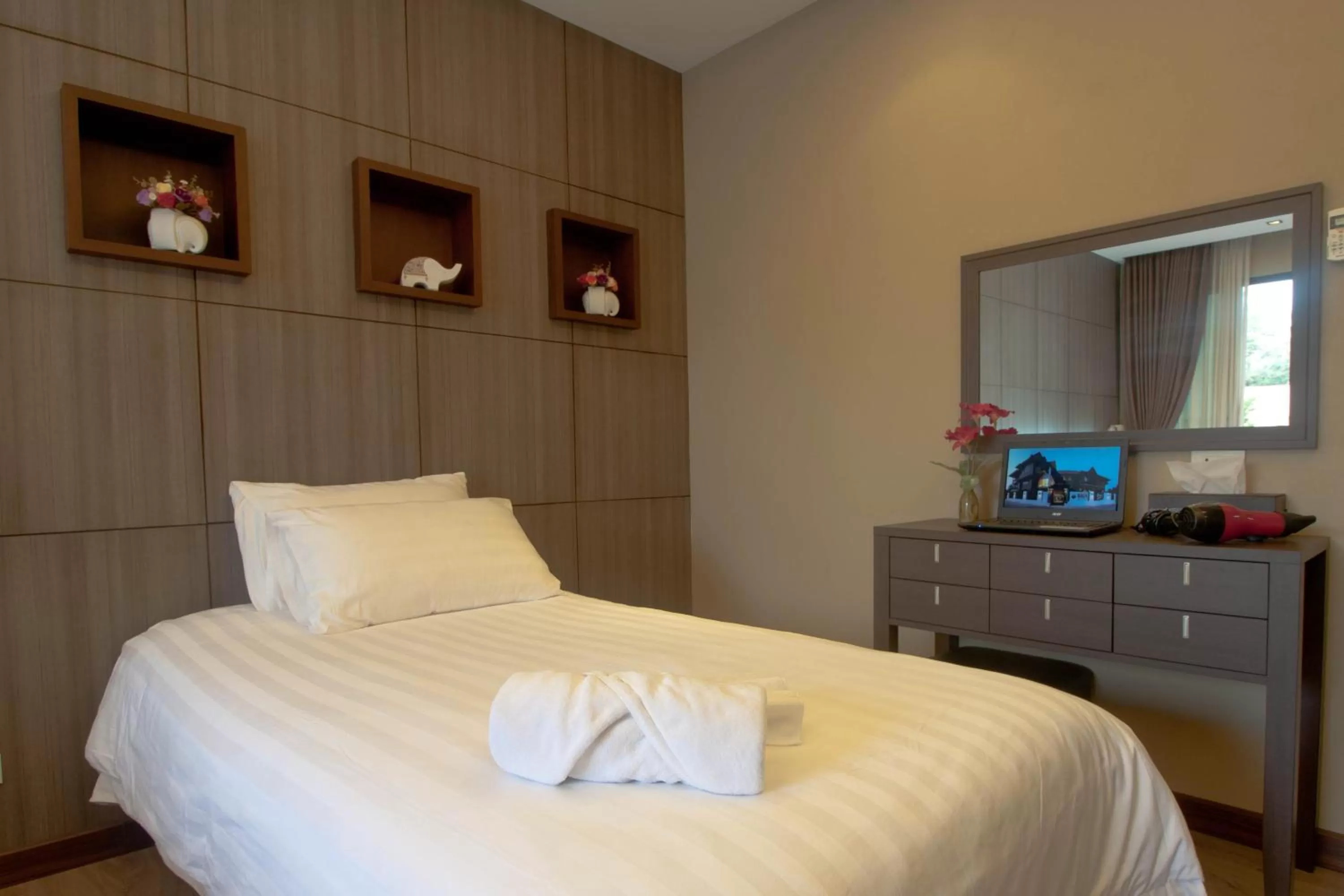 Bedroom, Bed in Burapa Boutique