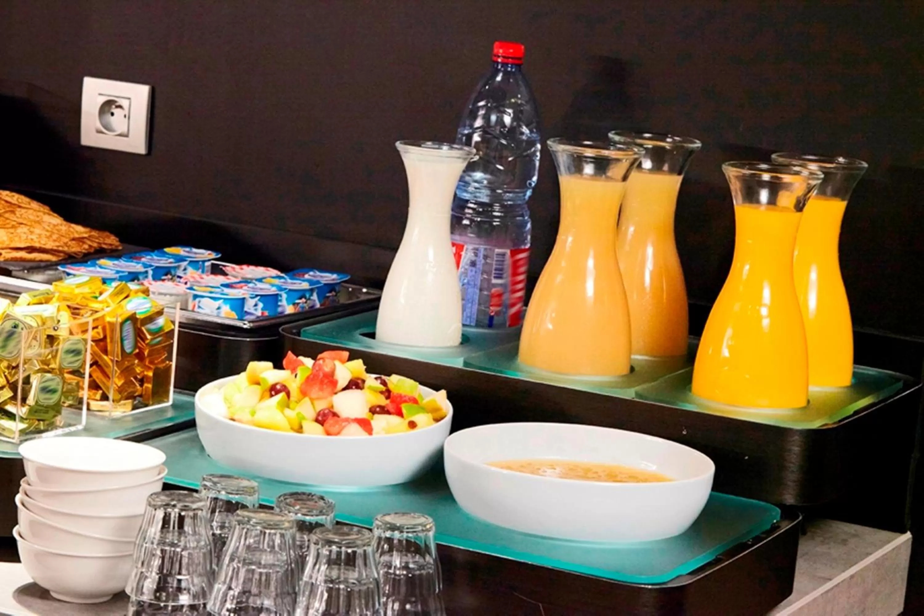 Food and drinks in Campanile Lyon Centre - Gare Perrache - Confluence