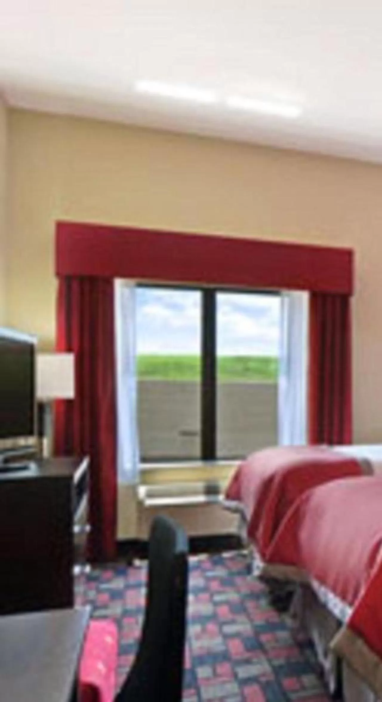 Other, Bed in Wingate by Wyndham Lake Charles Casino Area