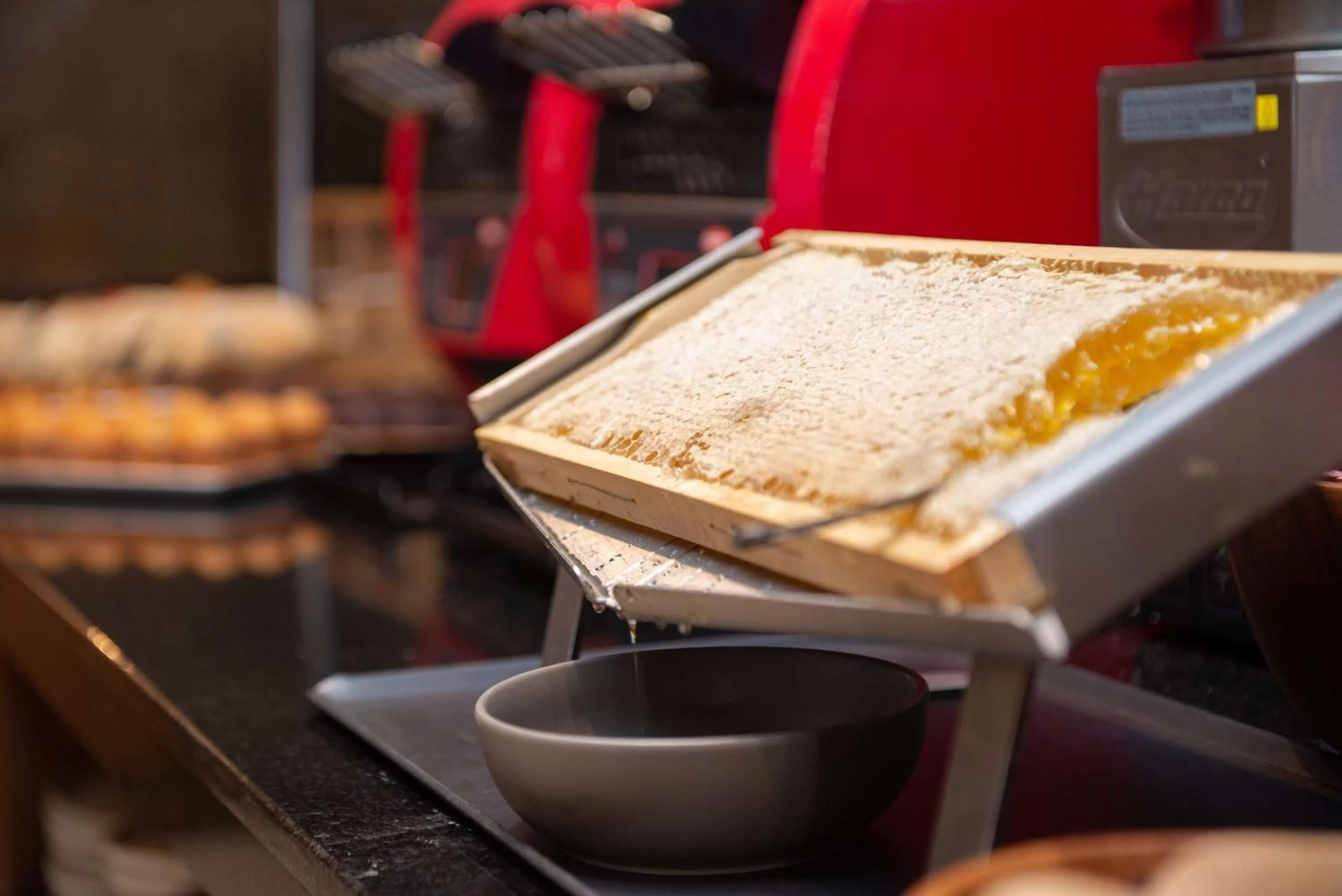 Breakfast in Hilton Birmingham Metropole Hotel