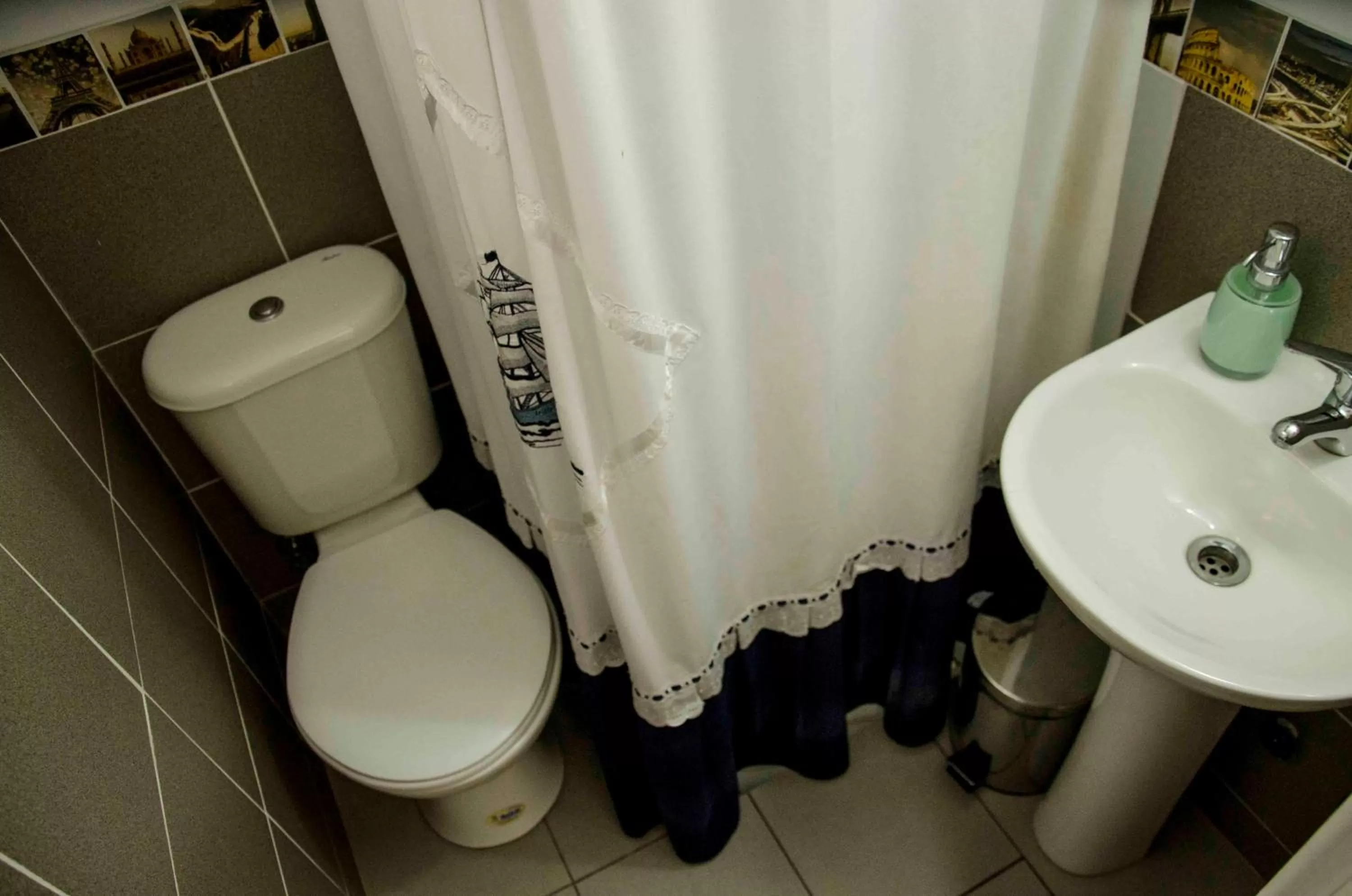 Bed and Breakfast Manque