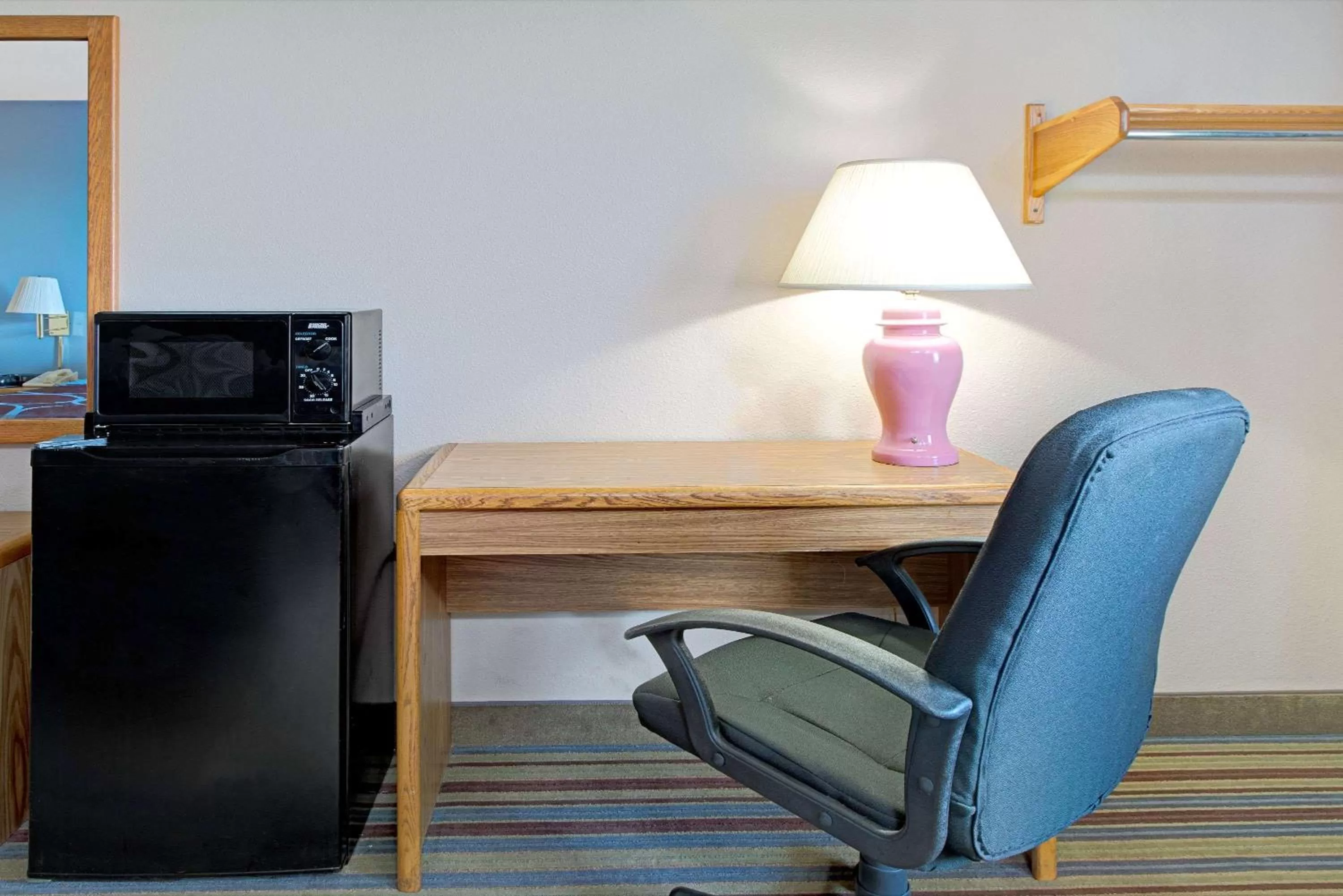 Photo of the whole room in Super 8 by Wyndham Pontoon Beach IL/St. Louis MO Area