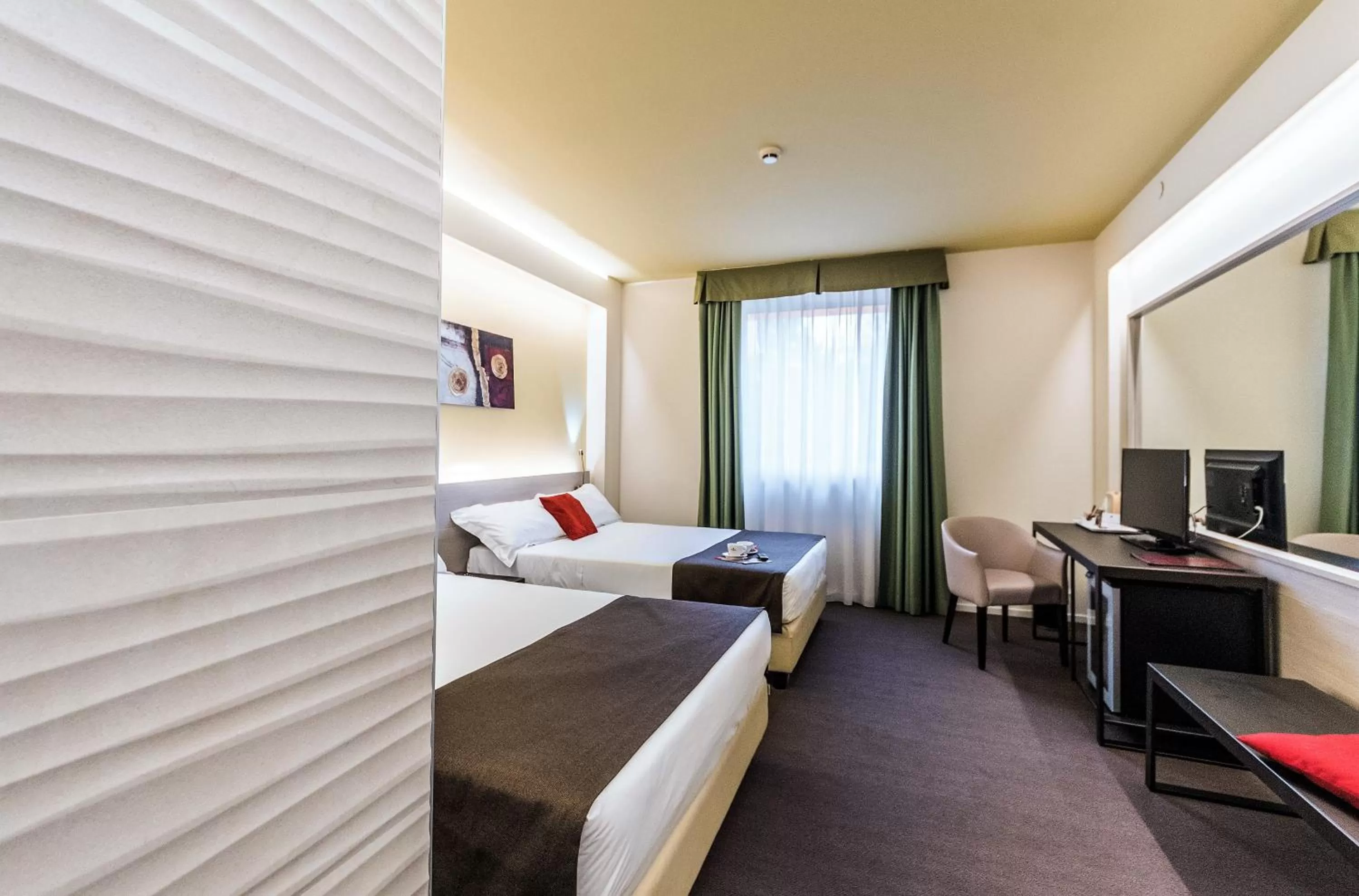 Bedroom, Bed in Antony Hotel - Venice Airport