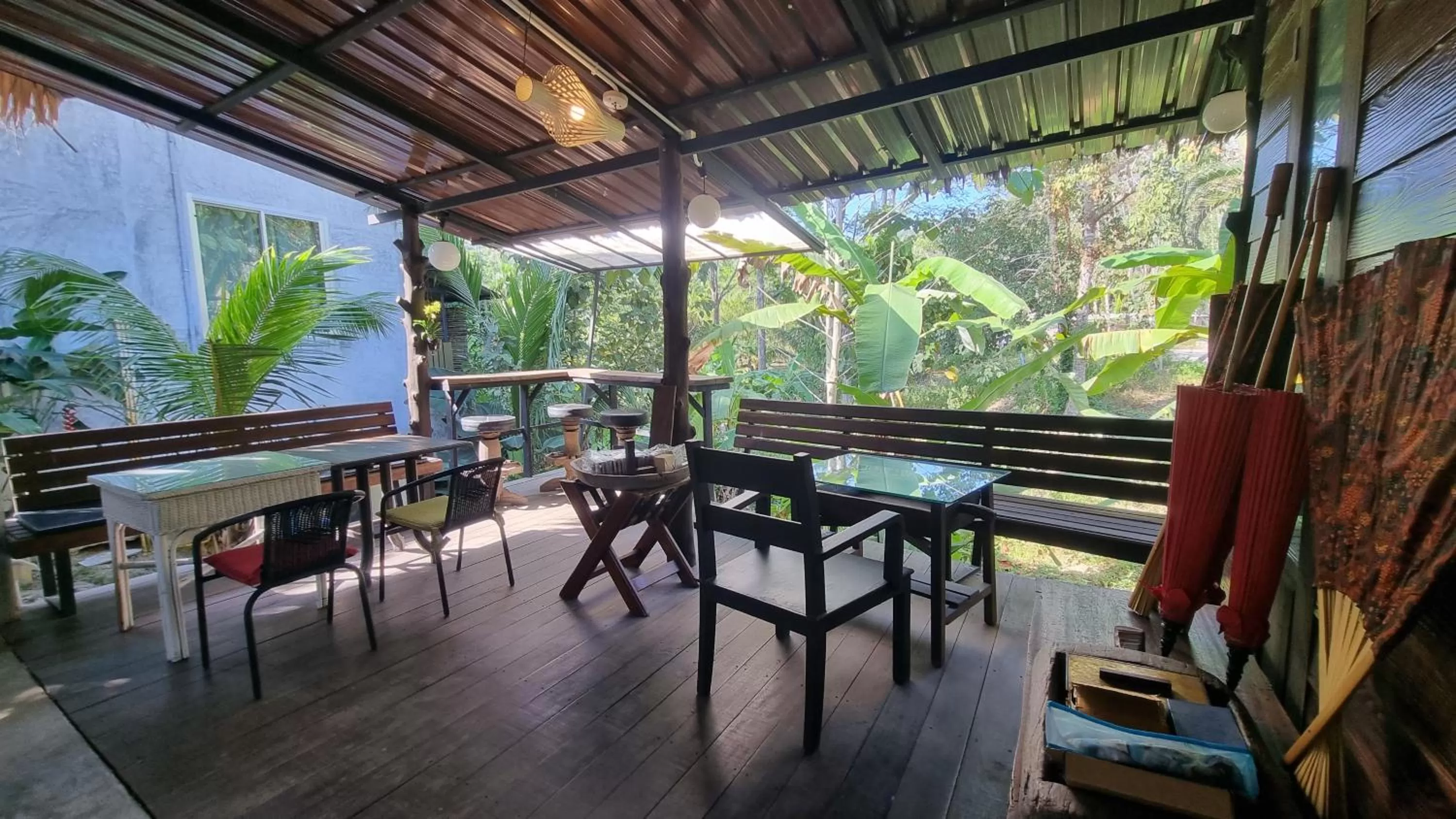 Dining area in Aonang Third Place Hometel