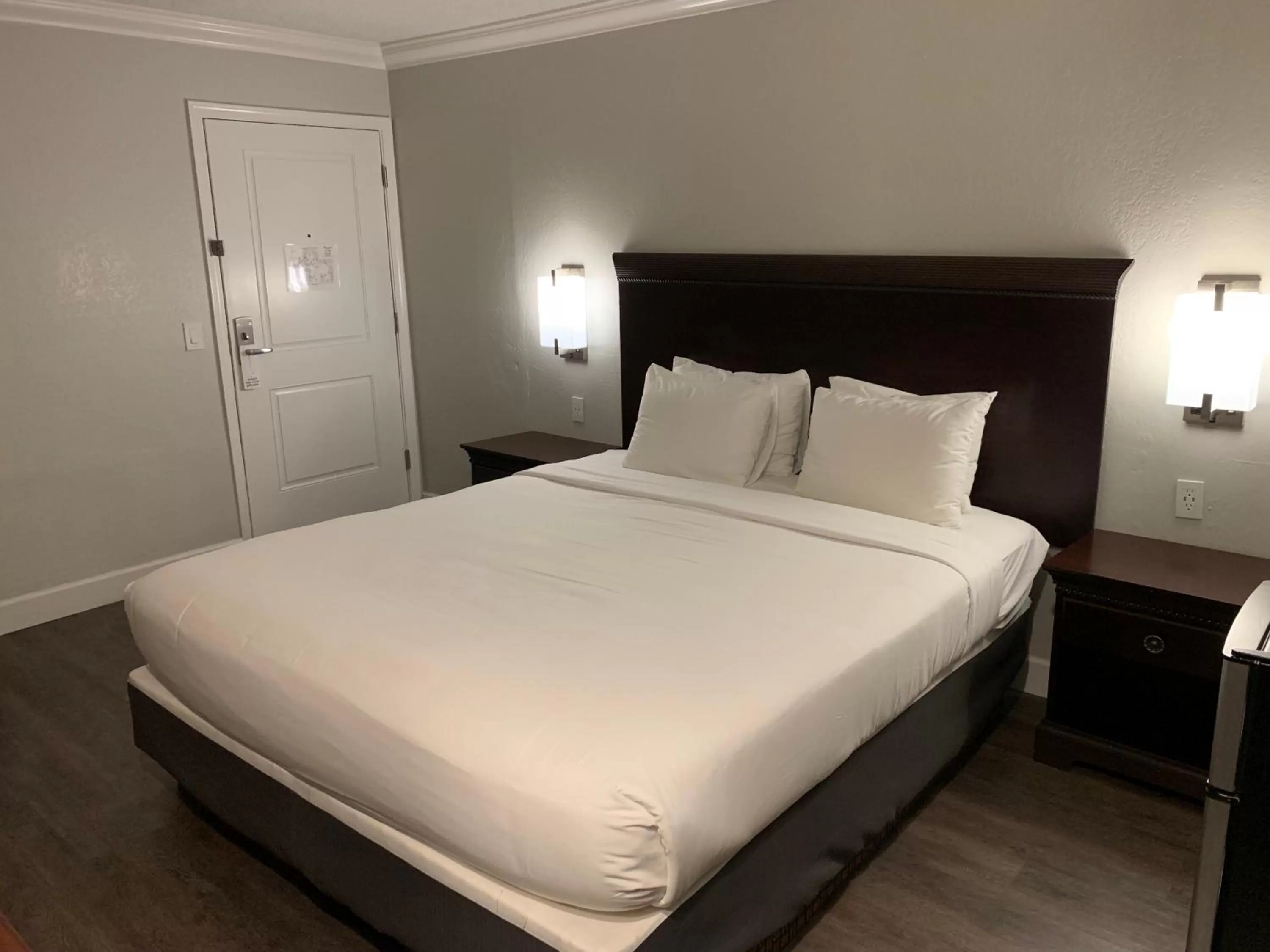 Bedroom, Bed in Stargazer Inn and Suites