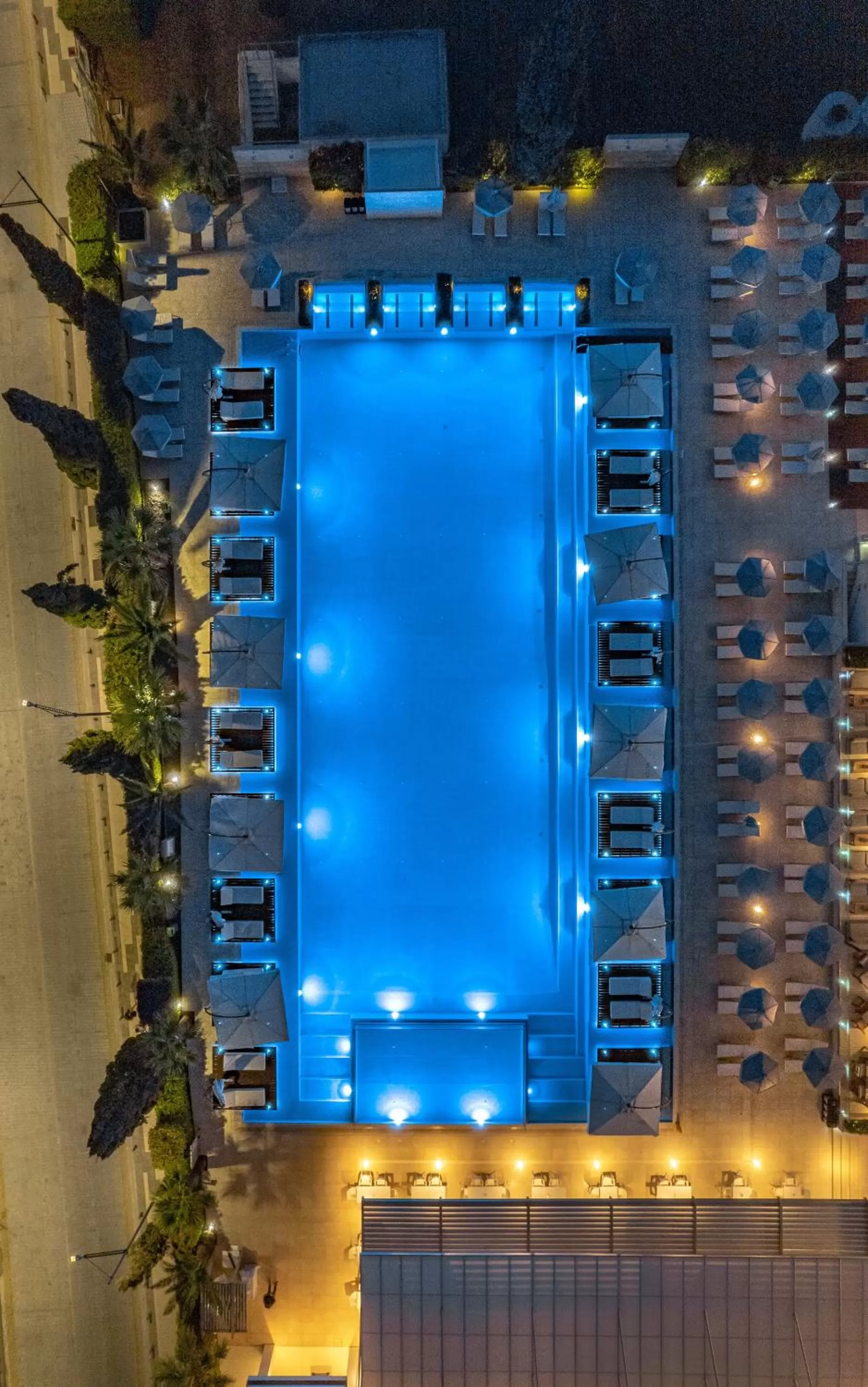 Swimming pool in Nestor Hotel