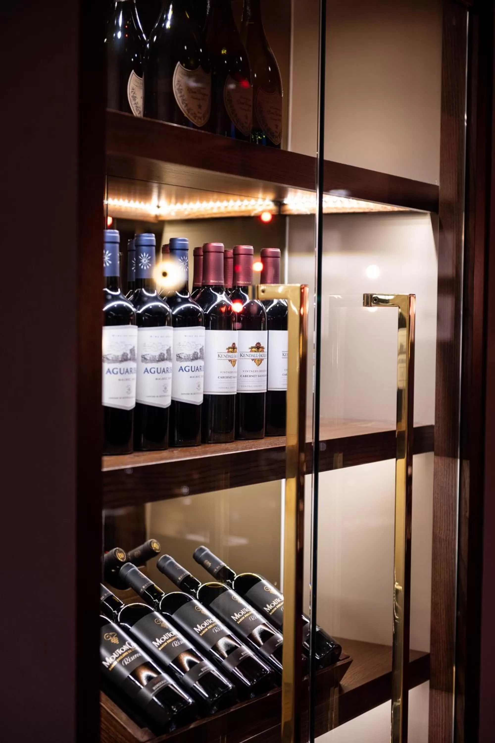 Drinks in Miller & Carter Sheffield by Innkeeper's Collection