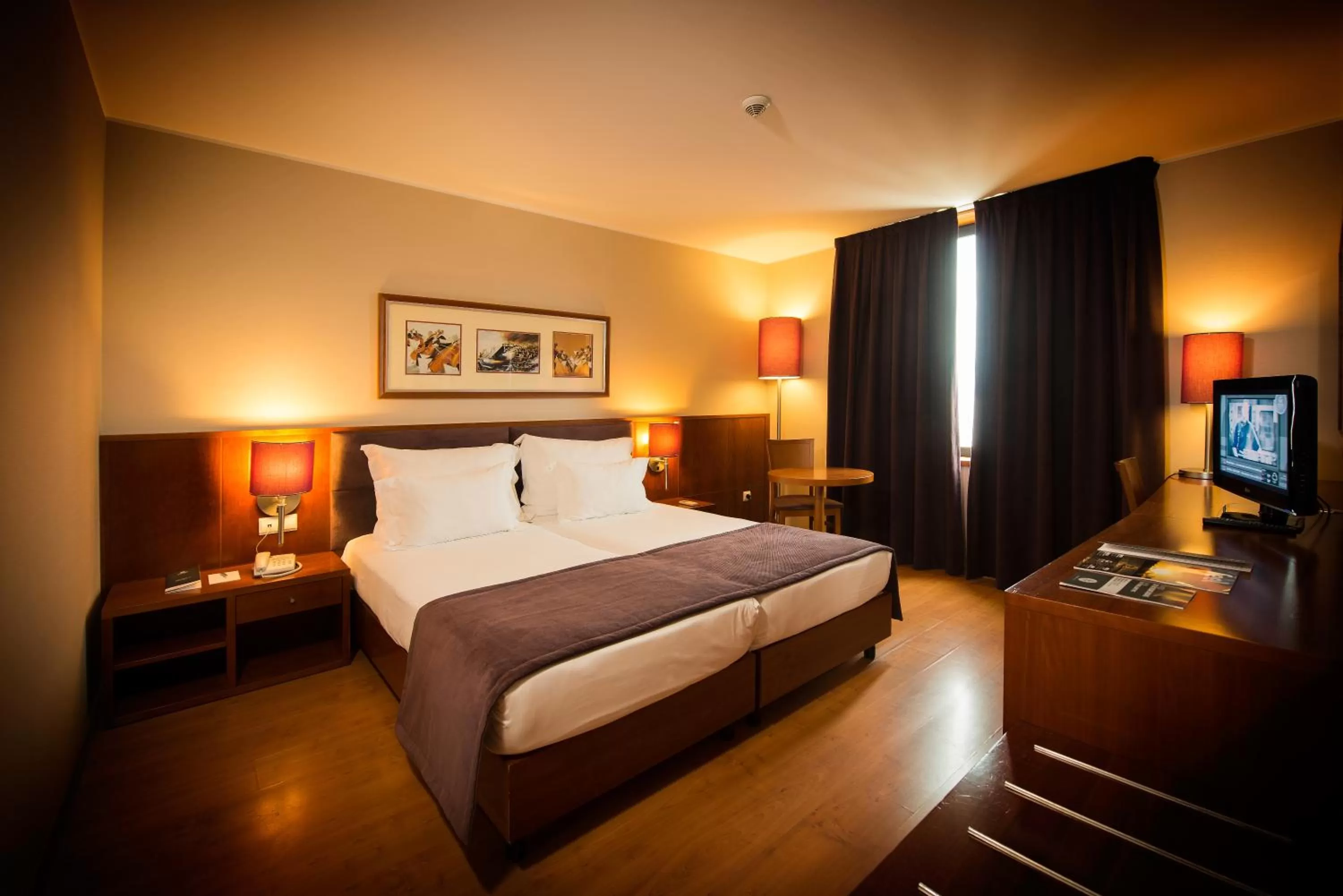 Bed in Vila Gale Opera