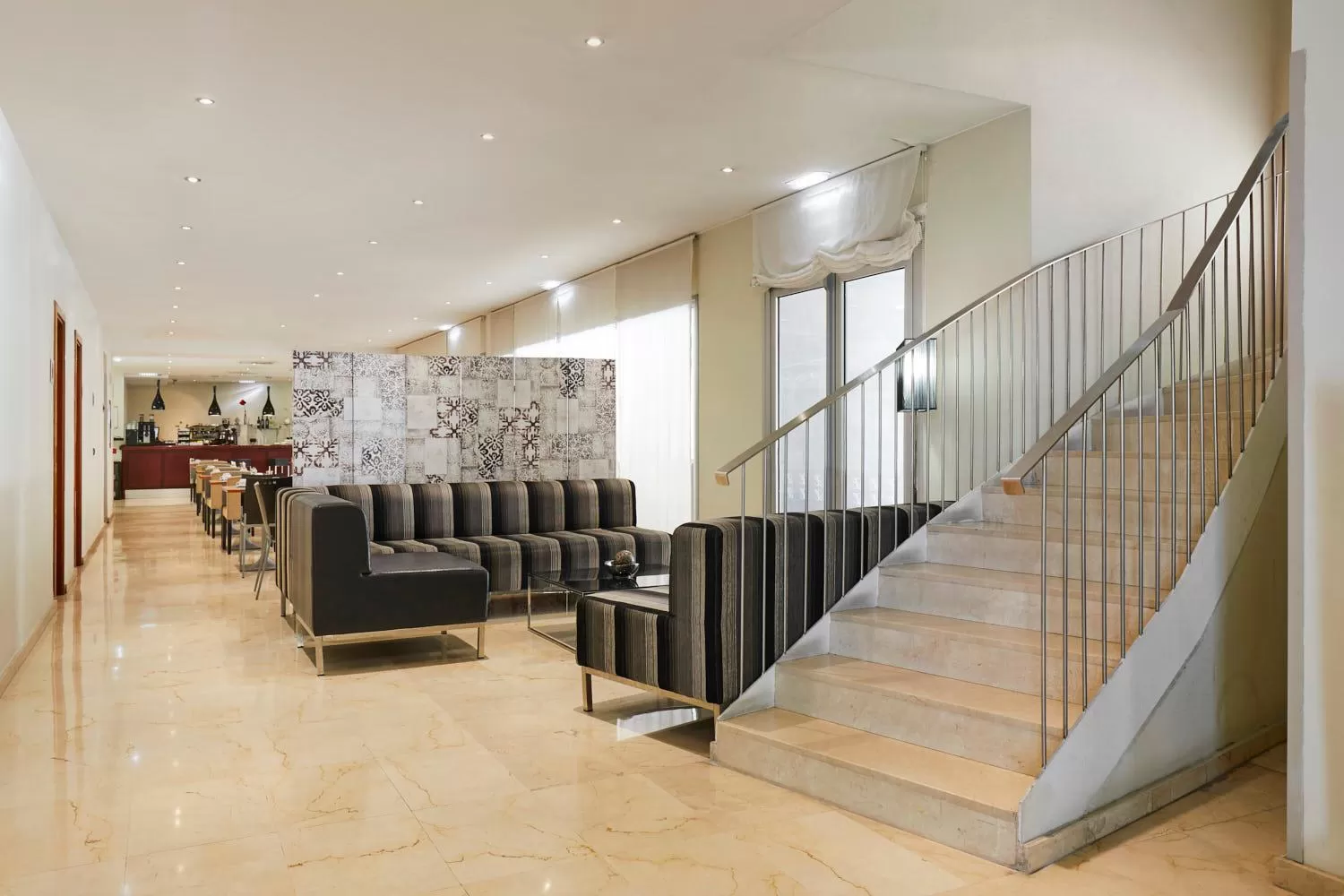 Lobby or reception in Exe Plaza Delicias