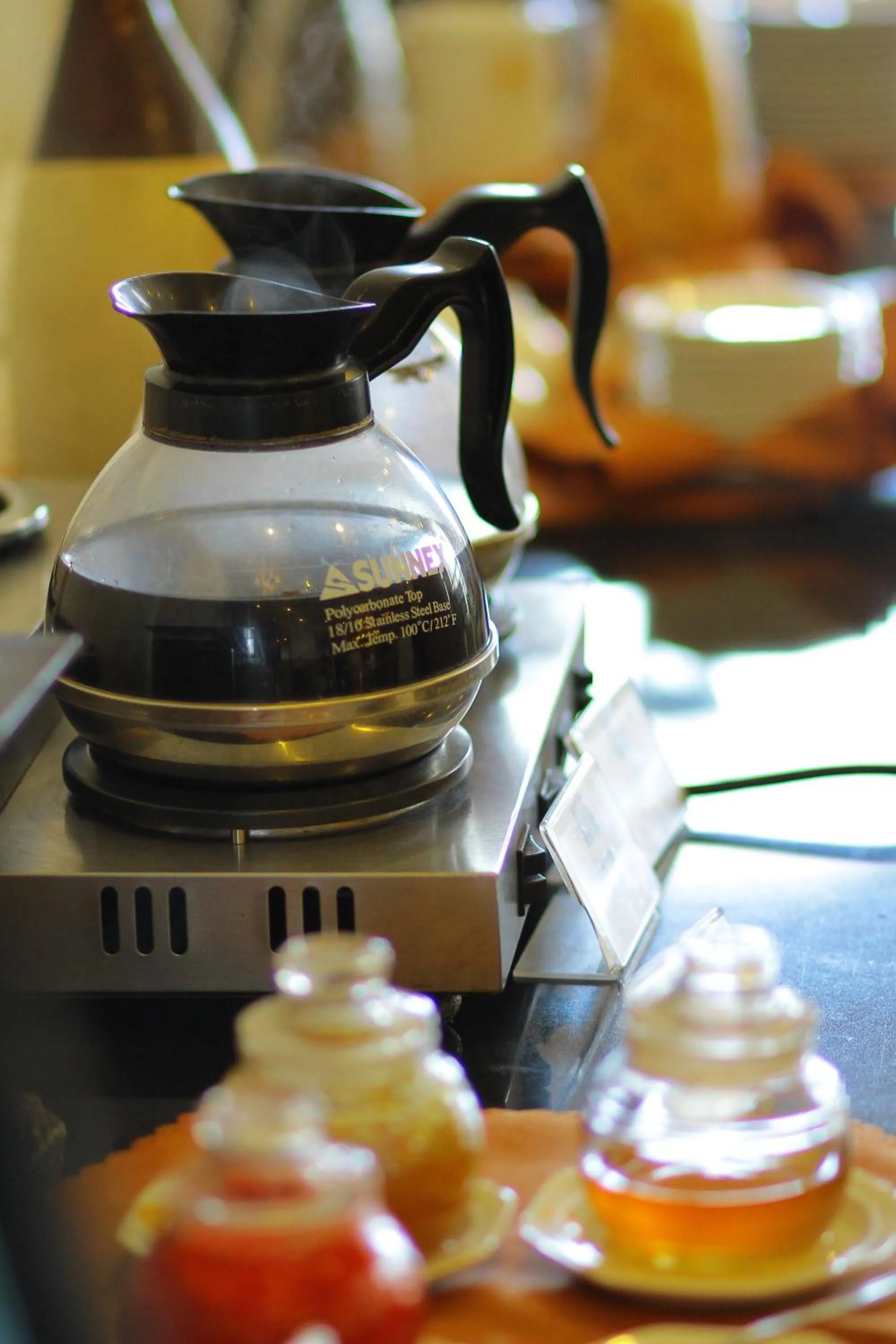 Restaurant/places to eat in The Grand Palace Hotel Malang