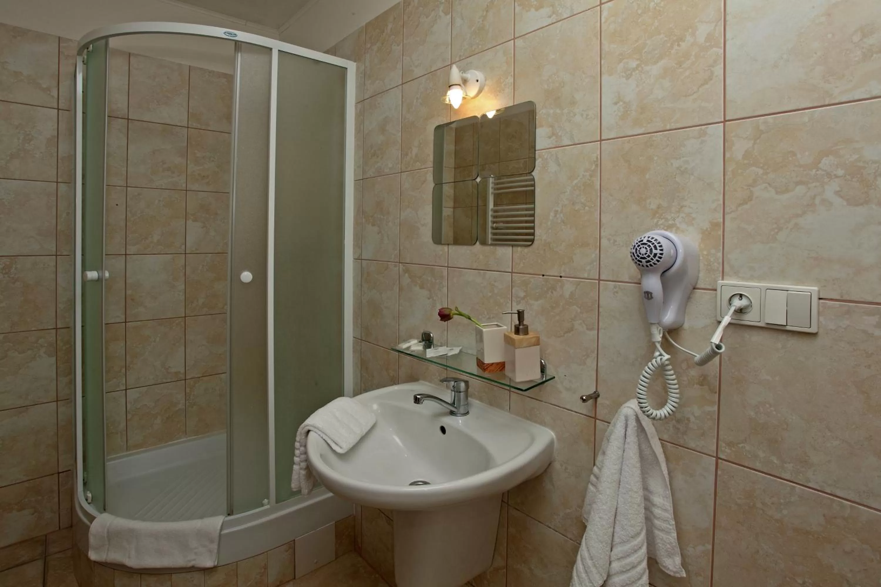 Bathroom in Hotel Arko