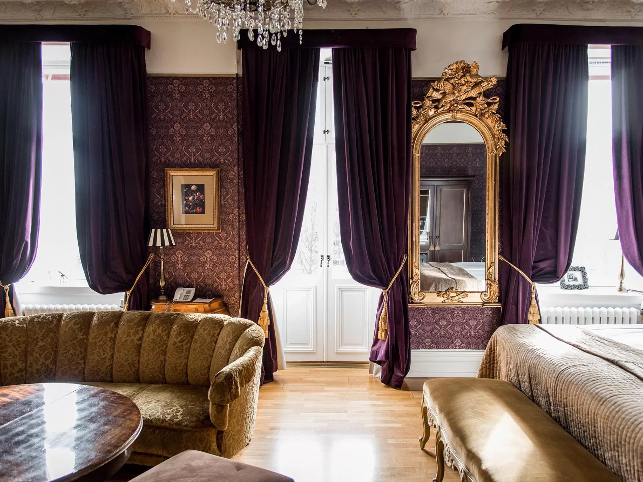 Balcony/Terrace, Bed in Hotel Eggers