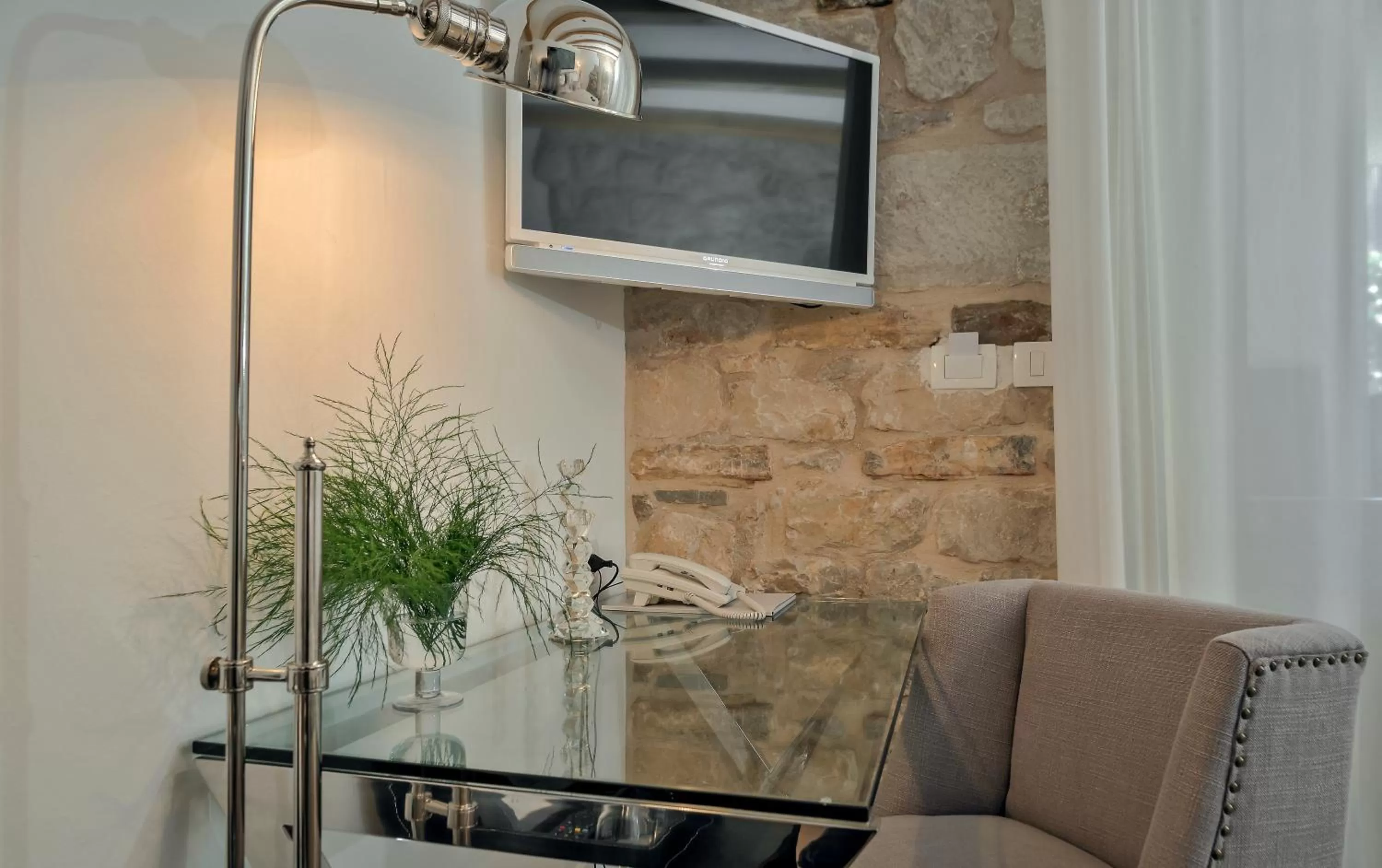 TV and multimedia in Heritage Hotel 19