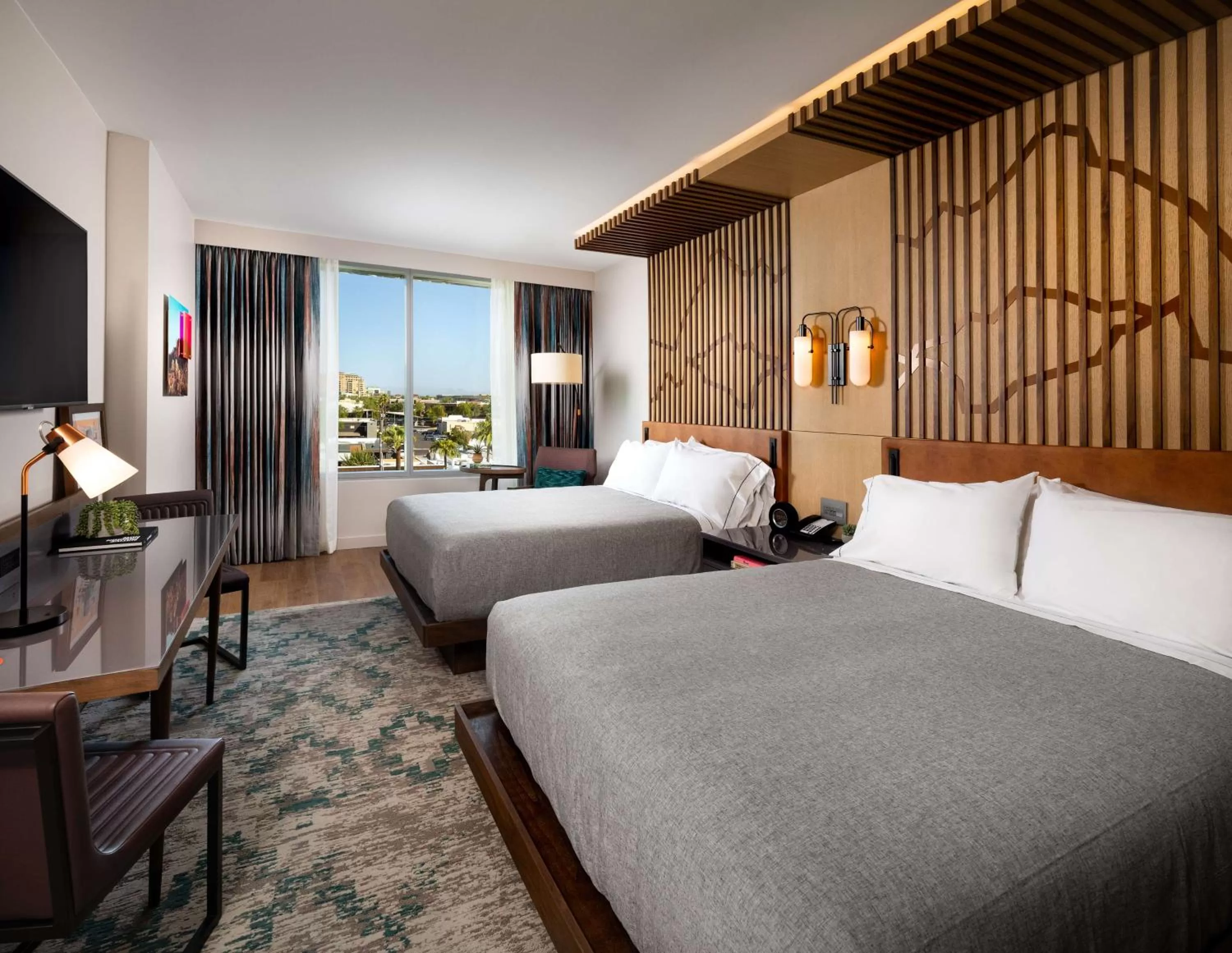 Bedroom, Bed in Canopy By Hilton Scottsdale Old Town