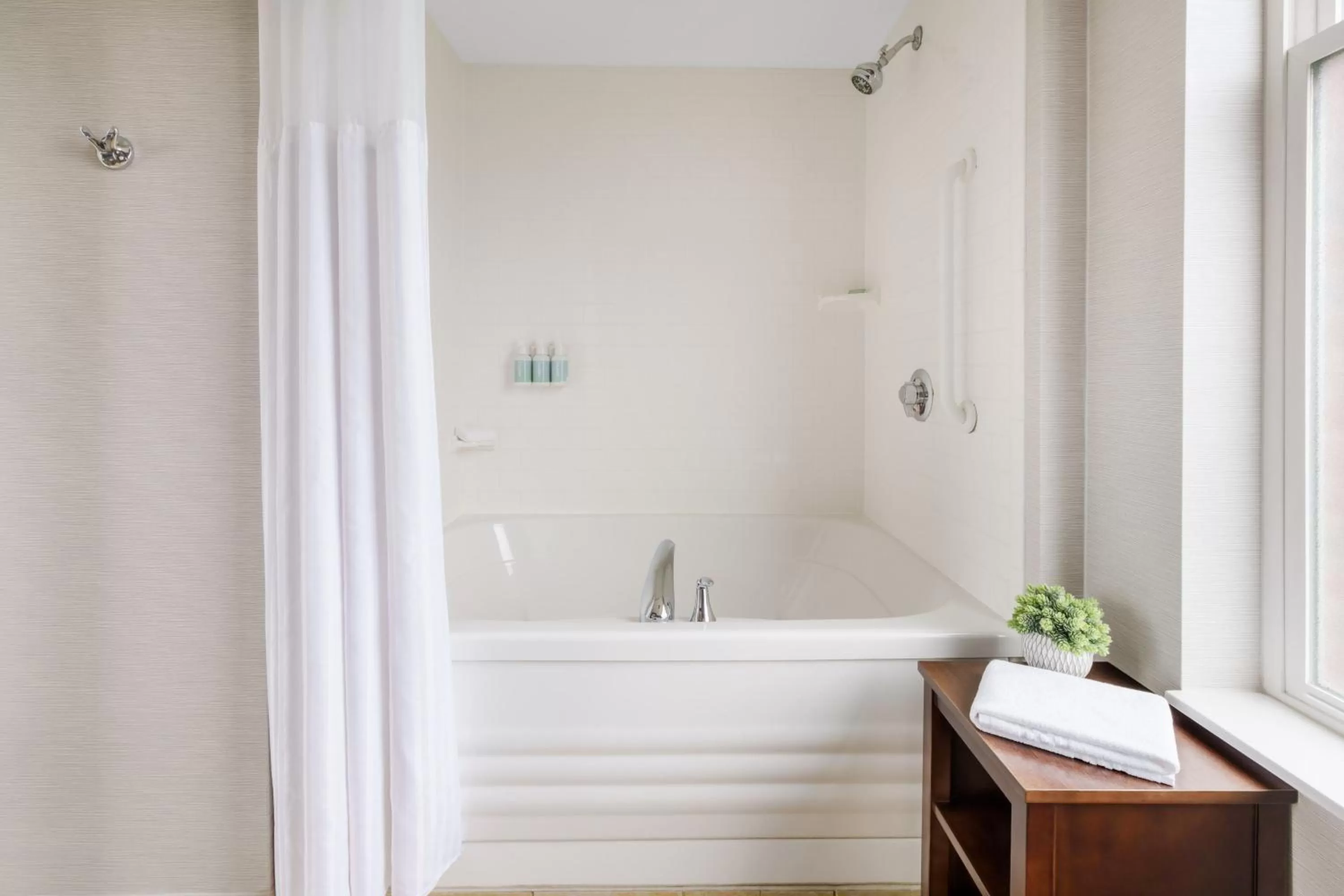 Bedroom in Courtyard Keene Downtown