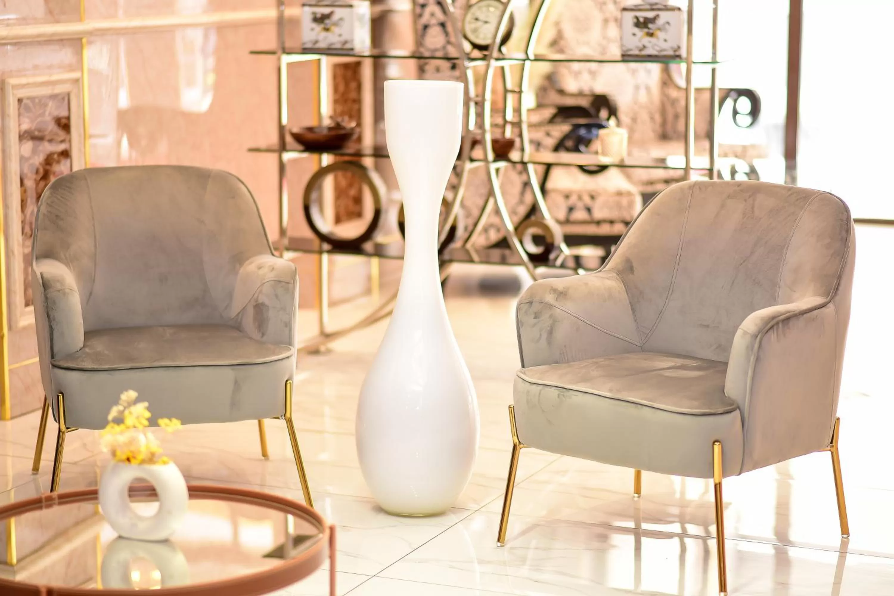 Lobby or reception in LA BEILA HOTEL MERU