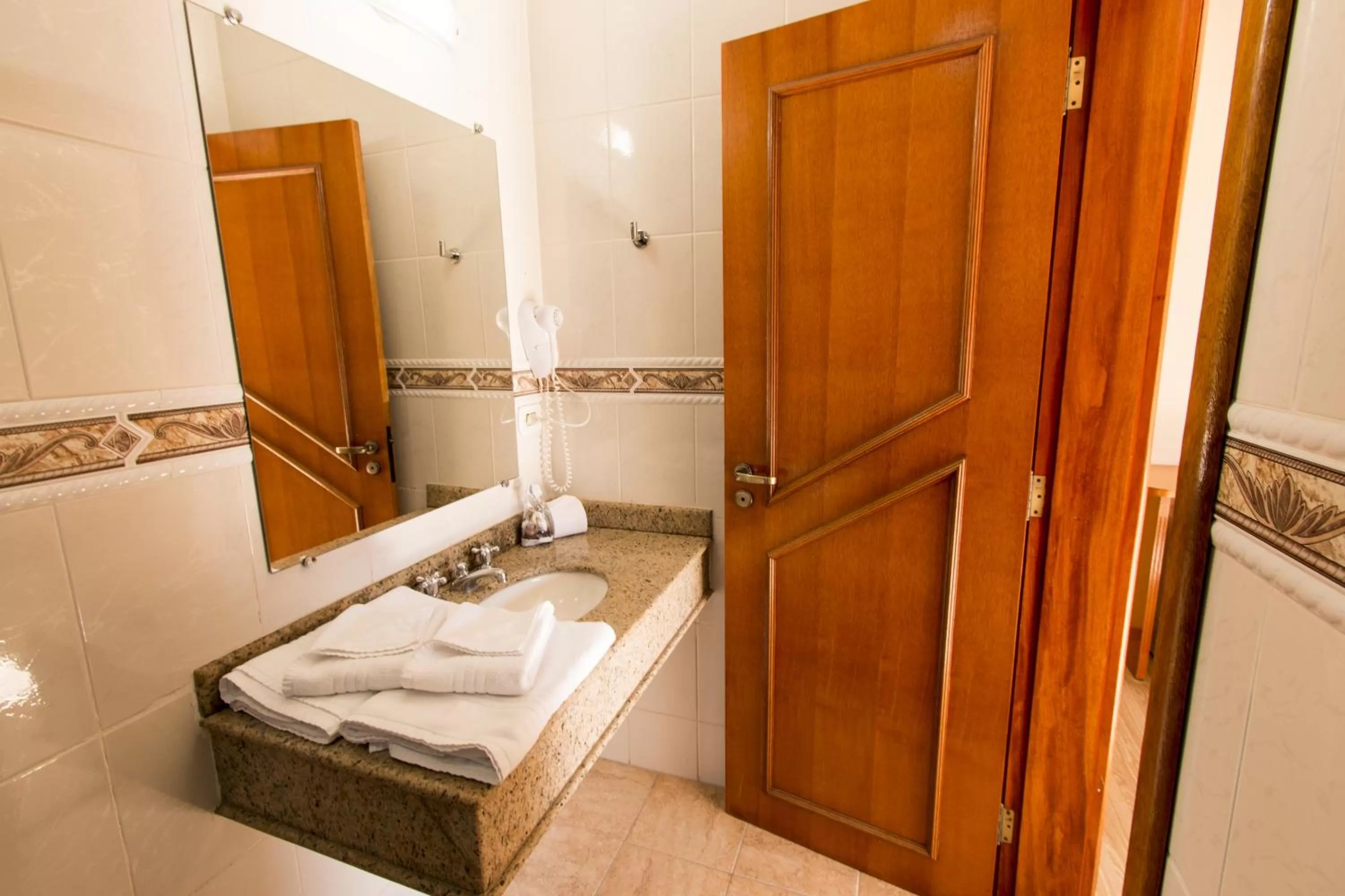 Bathroom in Pousada Alto D'ouro