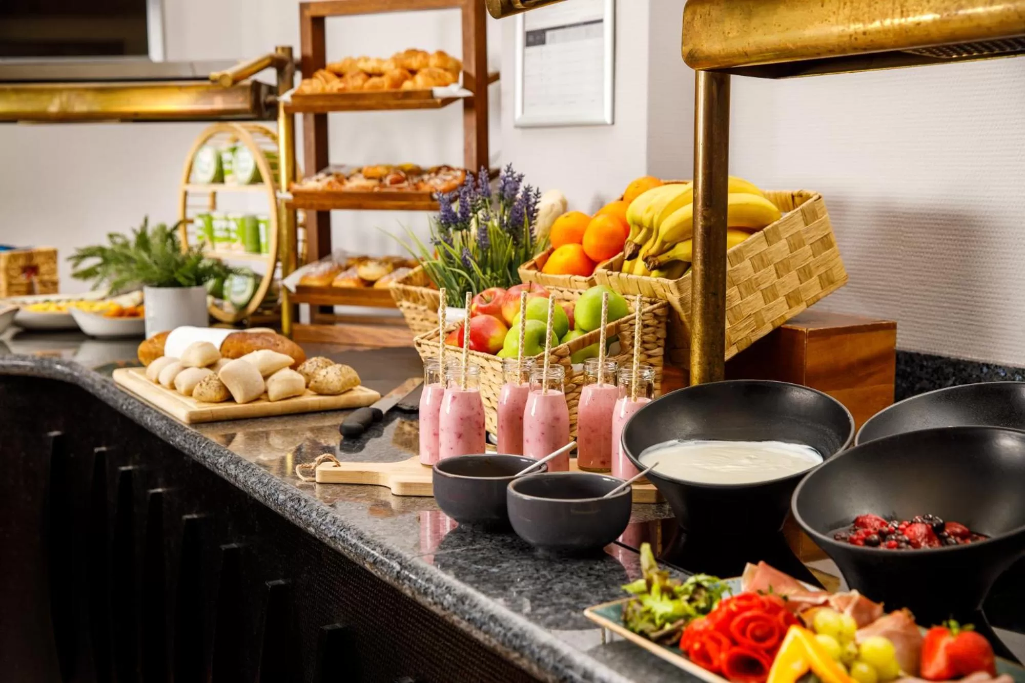 Breakfast in Mercure Bolton Georgian House Hotel