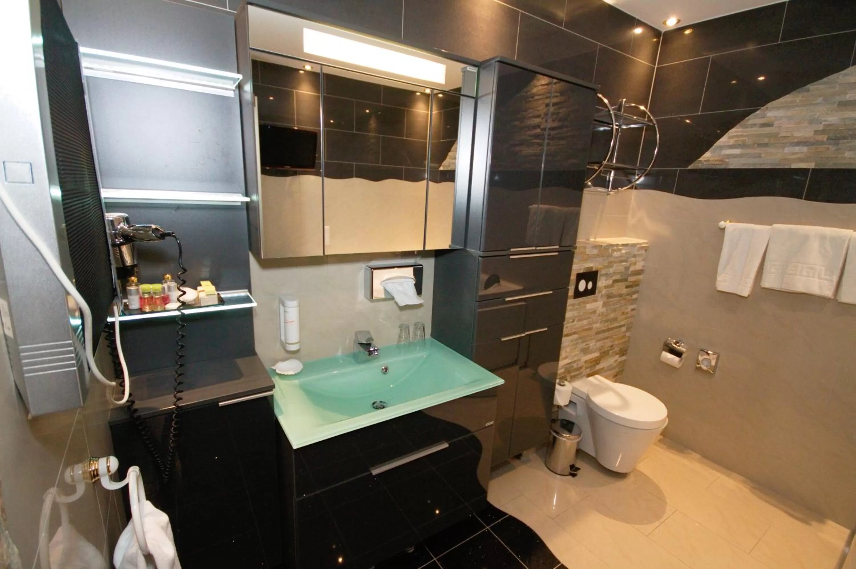 Bathroom in Atlas Grand Hotel