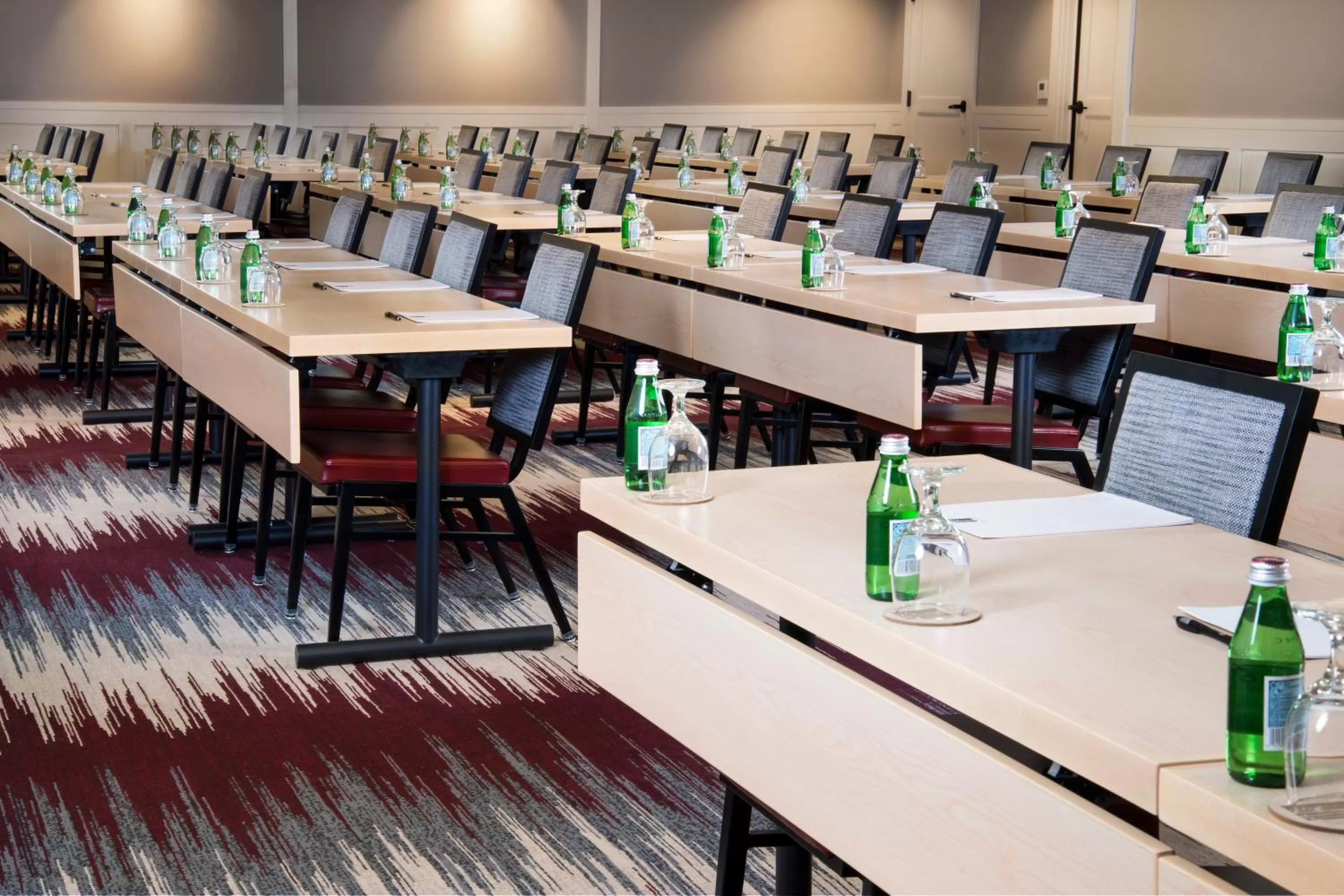 Business facilities in The Gant