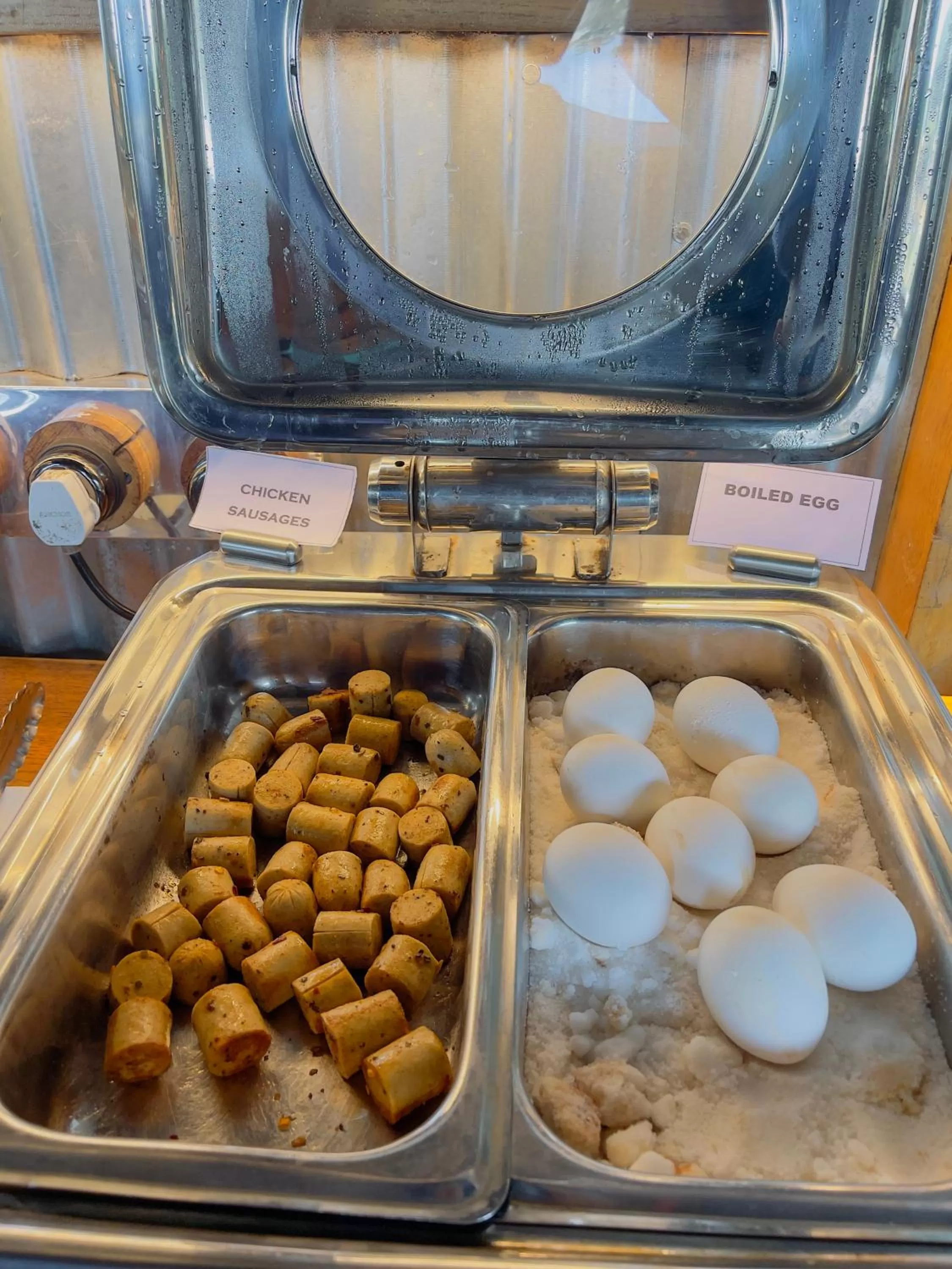 Breakfast in The Monarch at Chakan MIDC, Pune