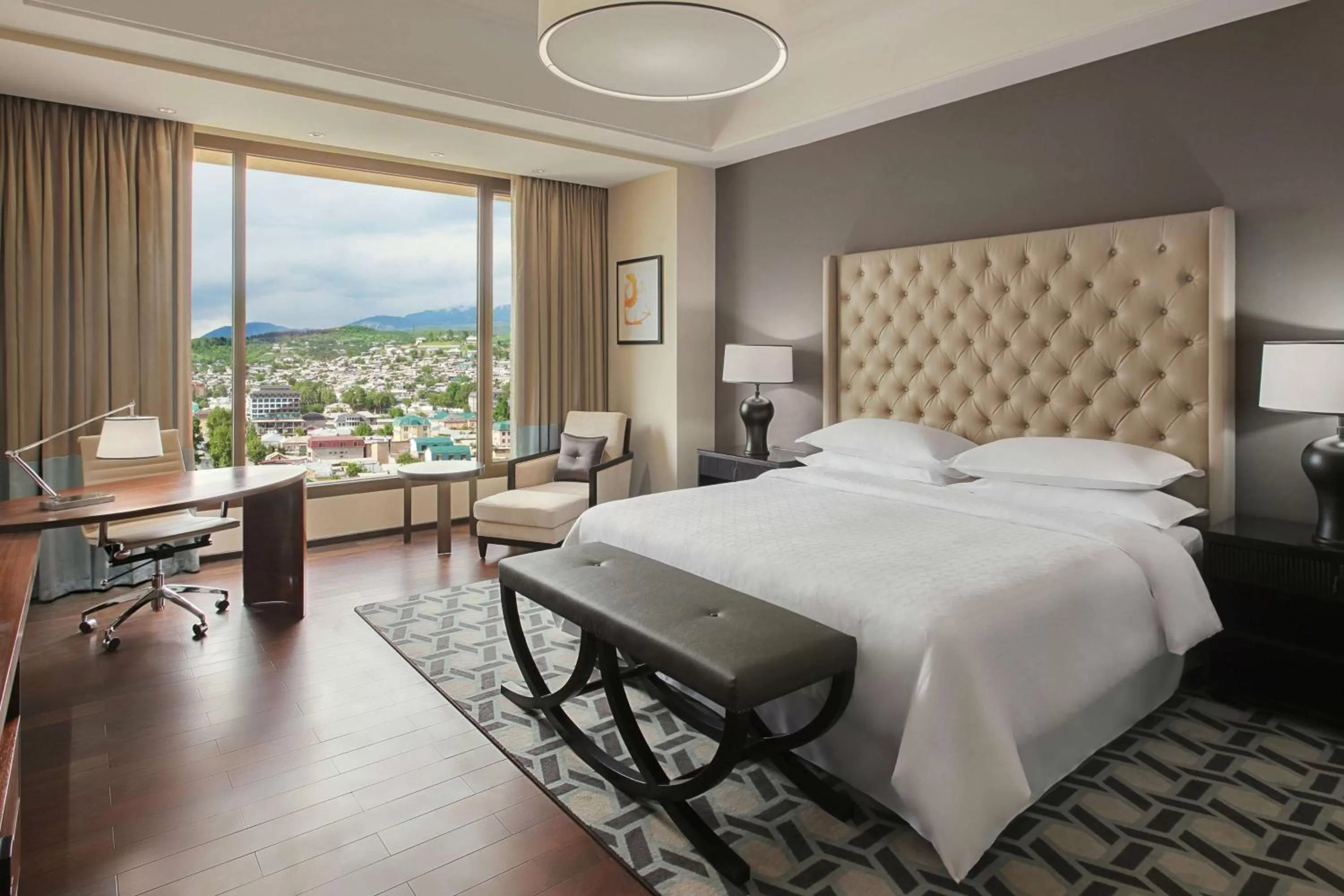 Bedroom, Bed in Hilton Dushanbe