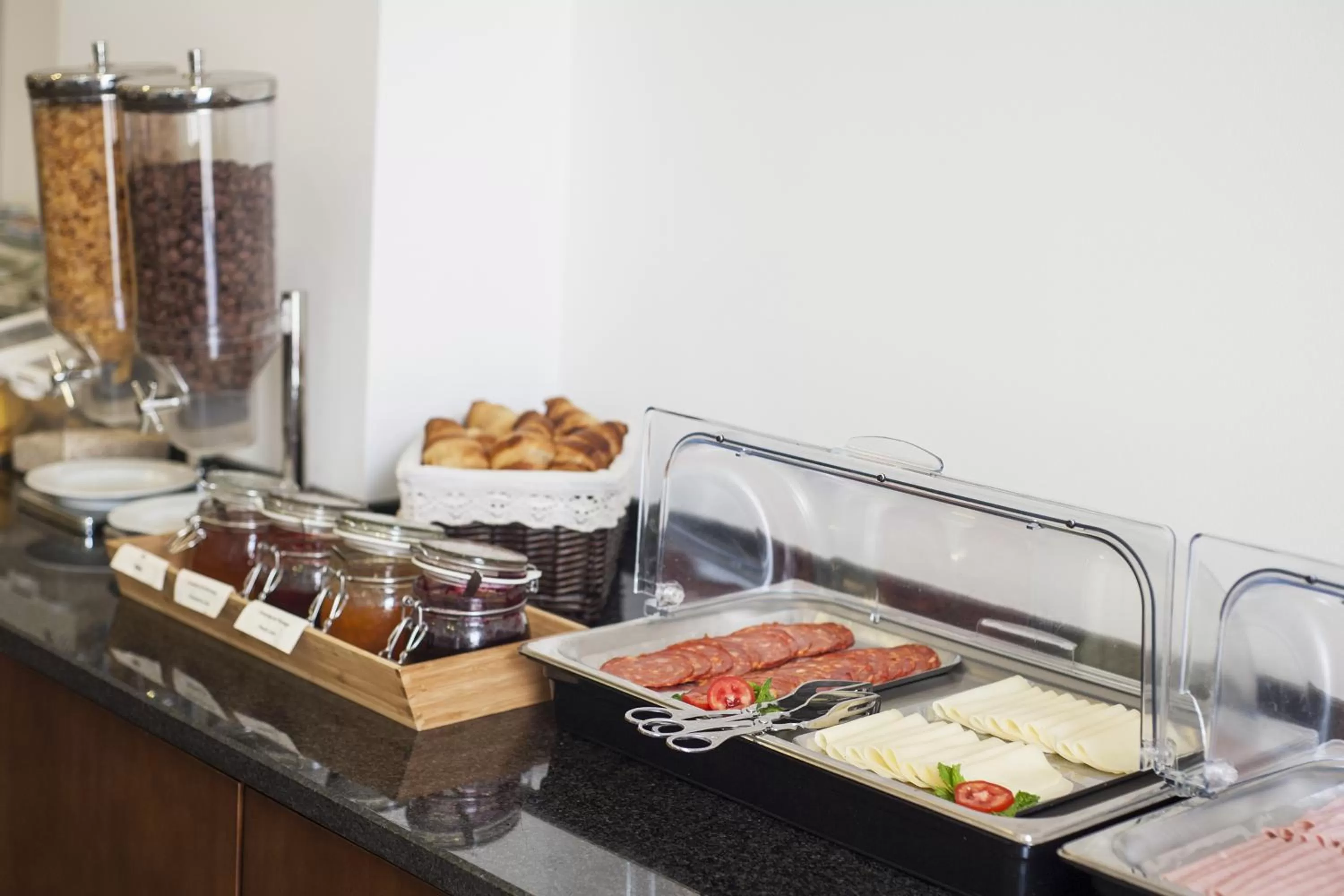 Restaurant/places to eat in Hotel Museu